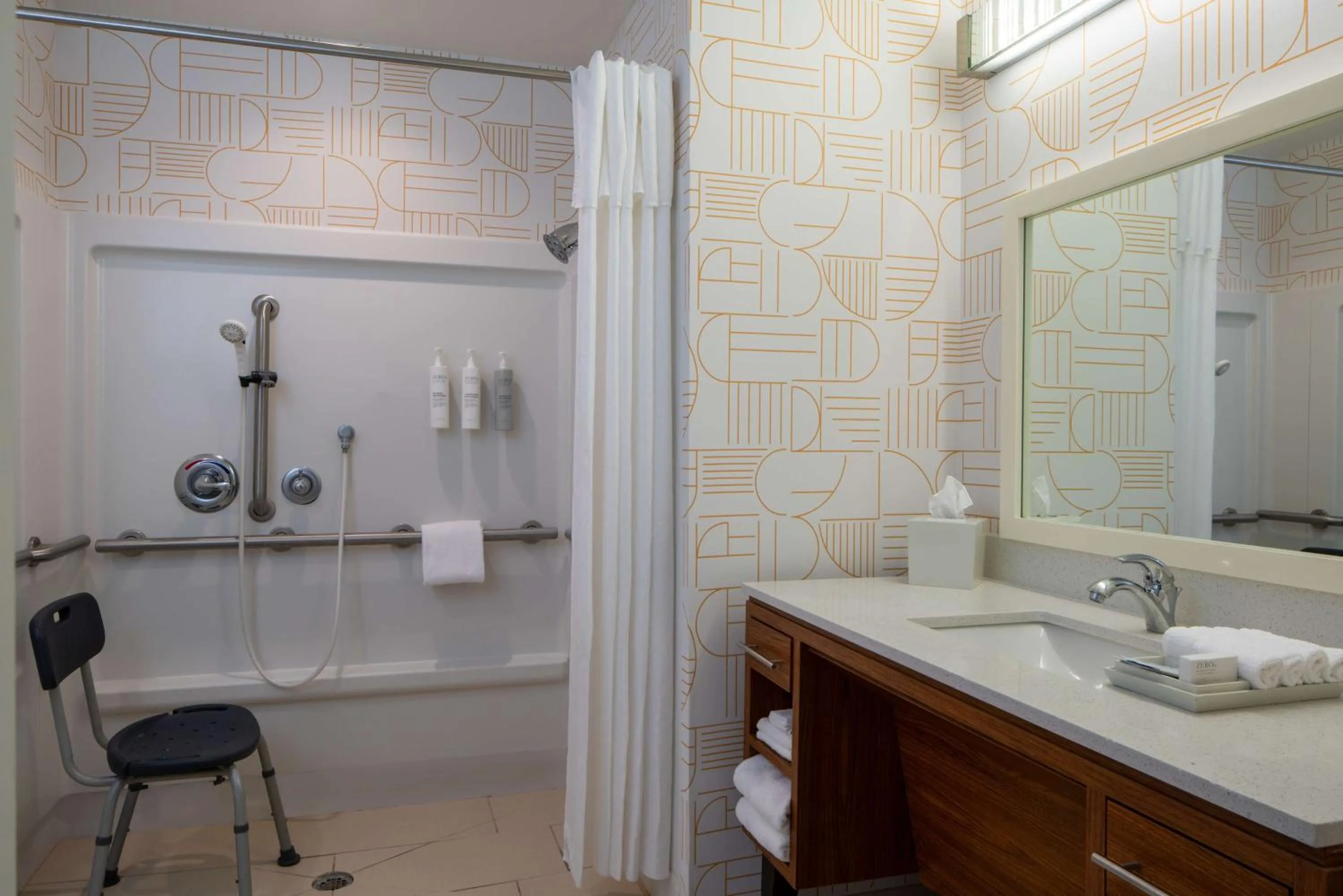 Bathroom in Home2 Suites by Hilton Gulfport I-10