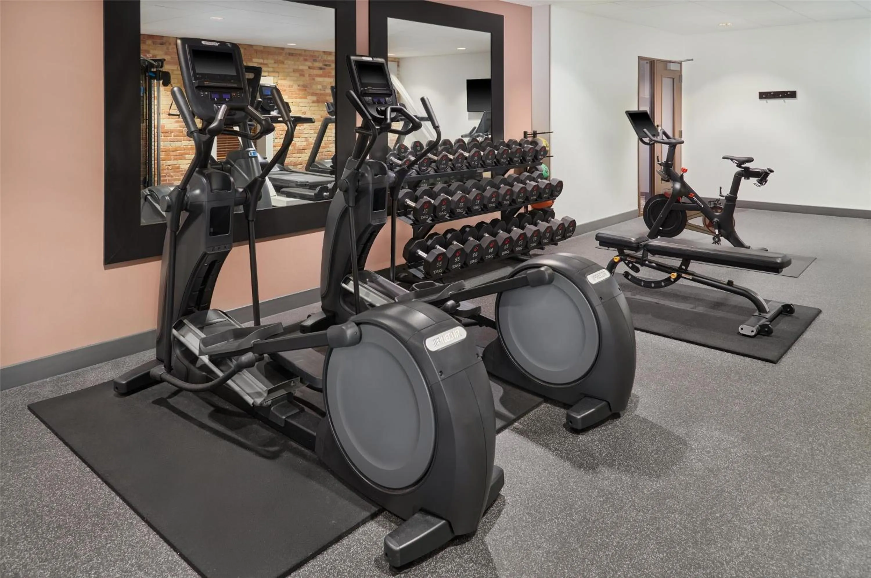 Fitness centre/facilities in Homewood Suites by Hilton Grand Rapids Downtown