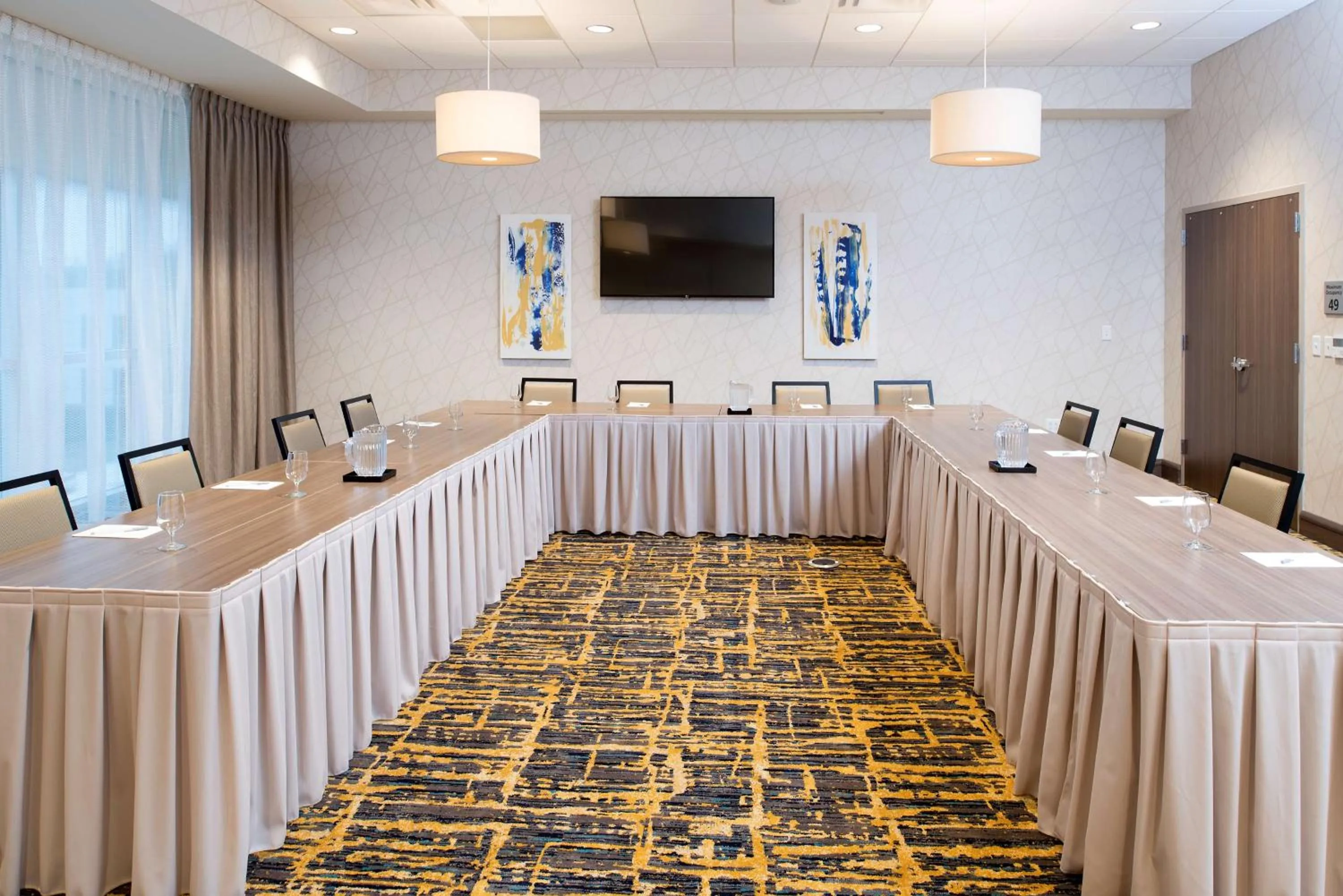 Meeting/conference room in Hampton Inn & Suites Grand Rapids Downtown