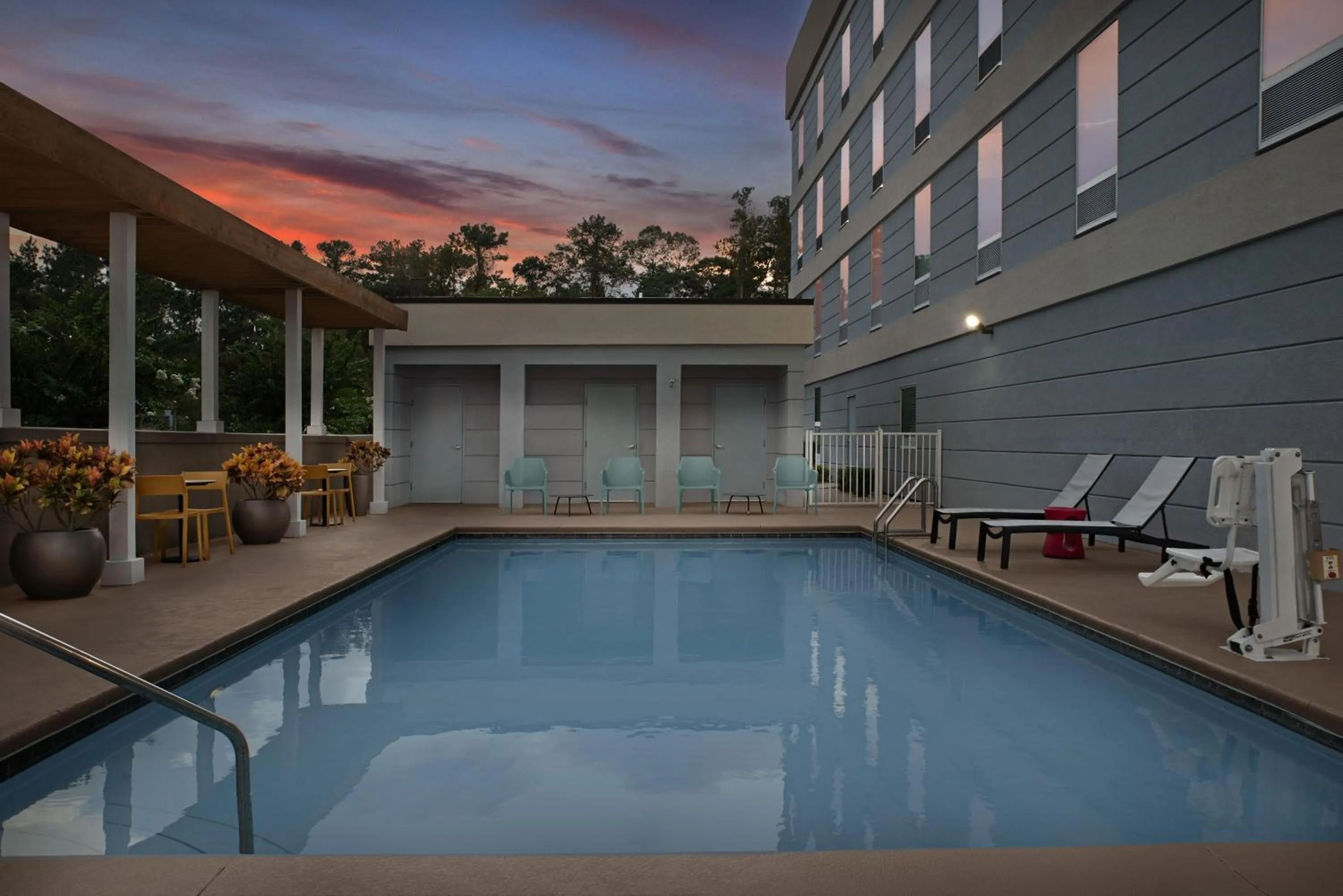 Pool view in Home2 Suites by Hilton Lake City