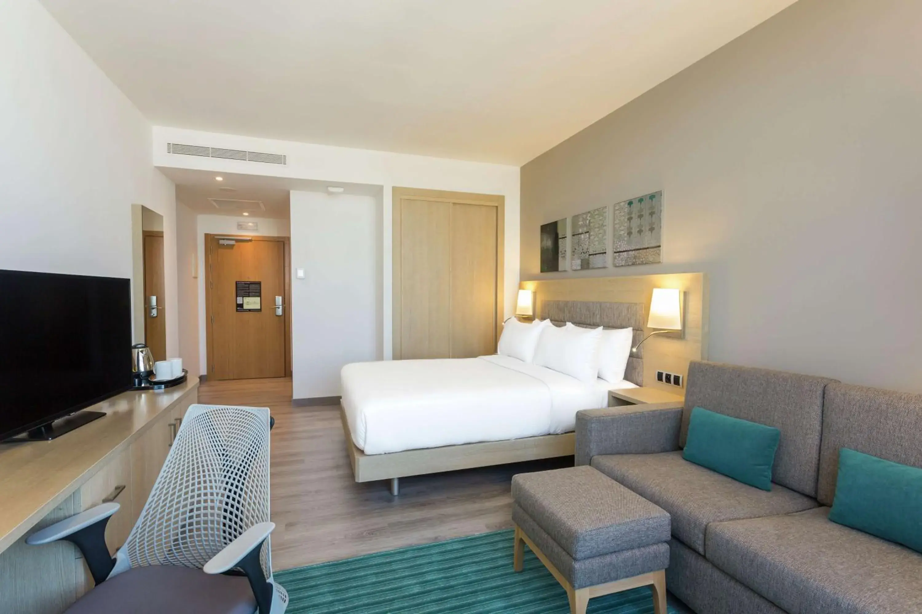 Queen Family Room in Hilton Garden Inn Tanger City Center Queen Family Room in Hilton Garden Inn Tanger City Center