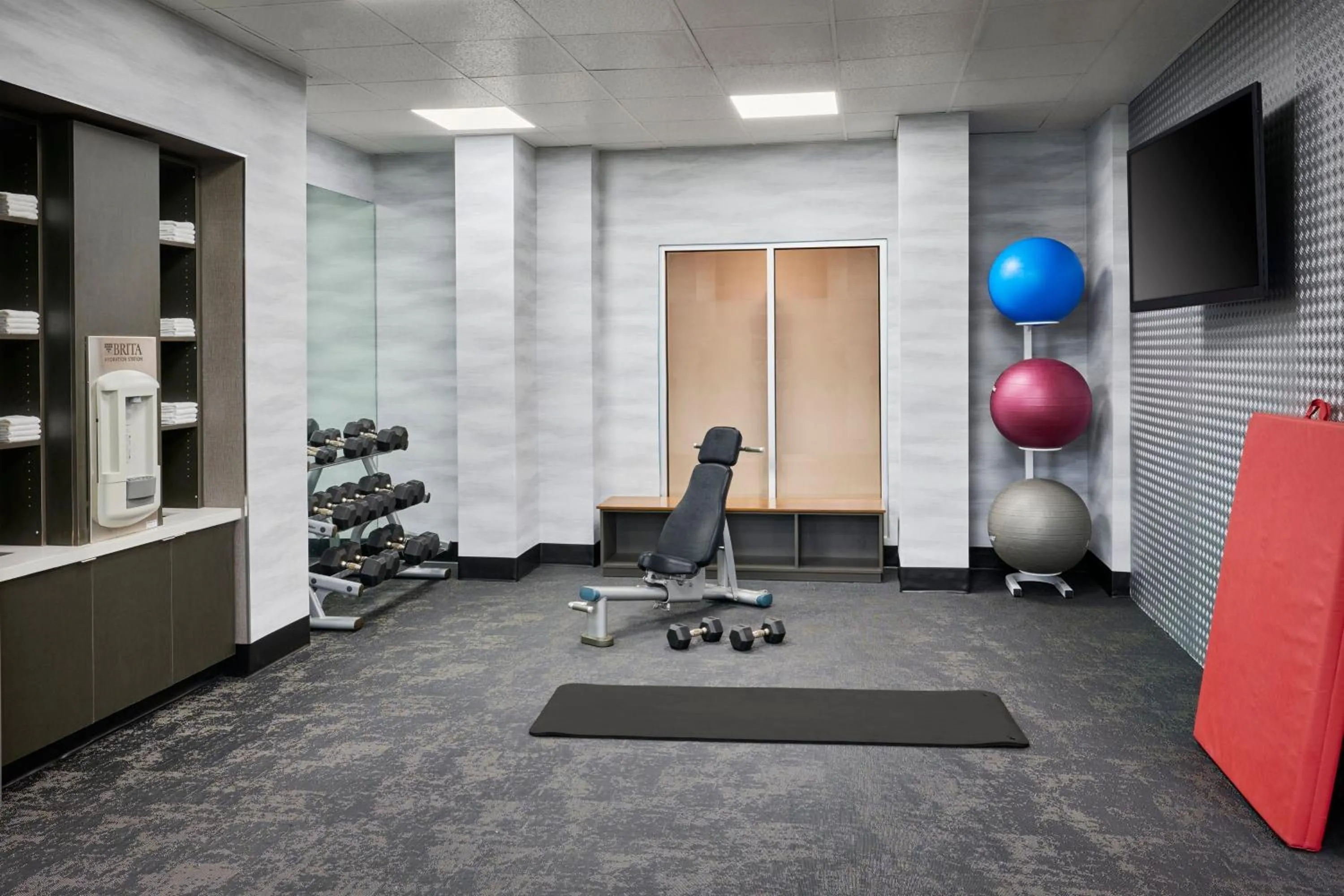 Fitness centre/facilities in Fairfield Inn & Suites by Marriott Ottawa Kanata