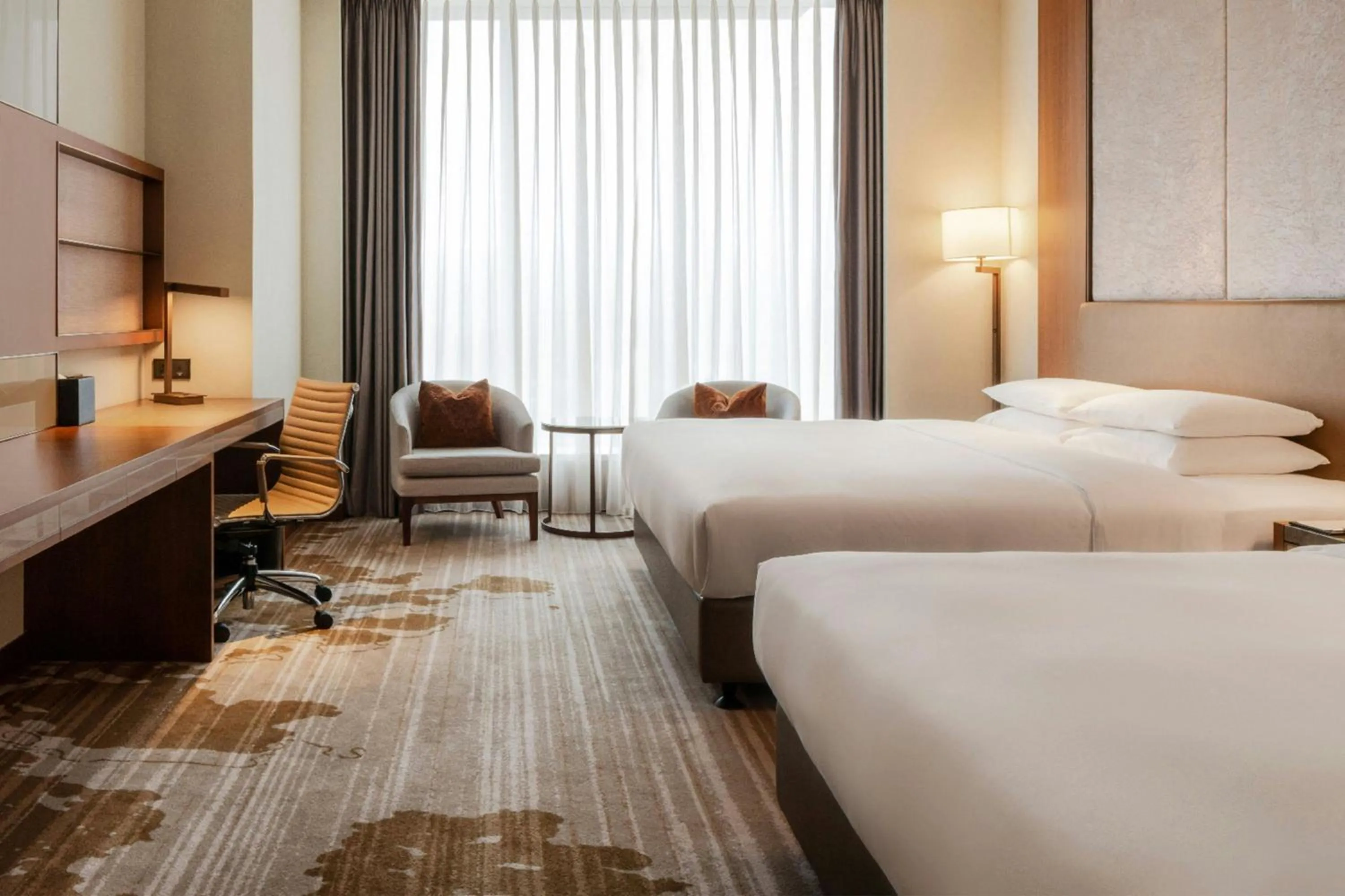 Photo of the whole room, Bed in Courtyard by Marriott Taipei