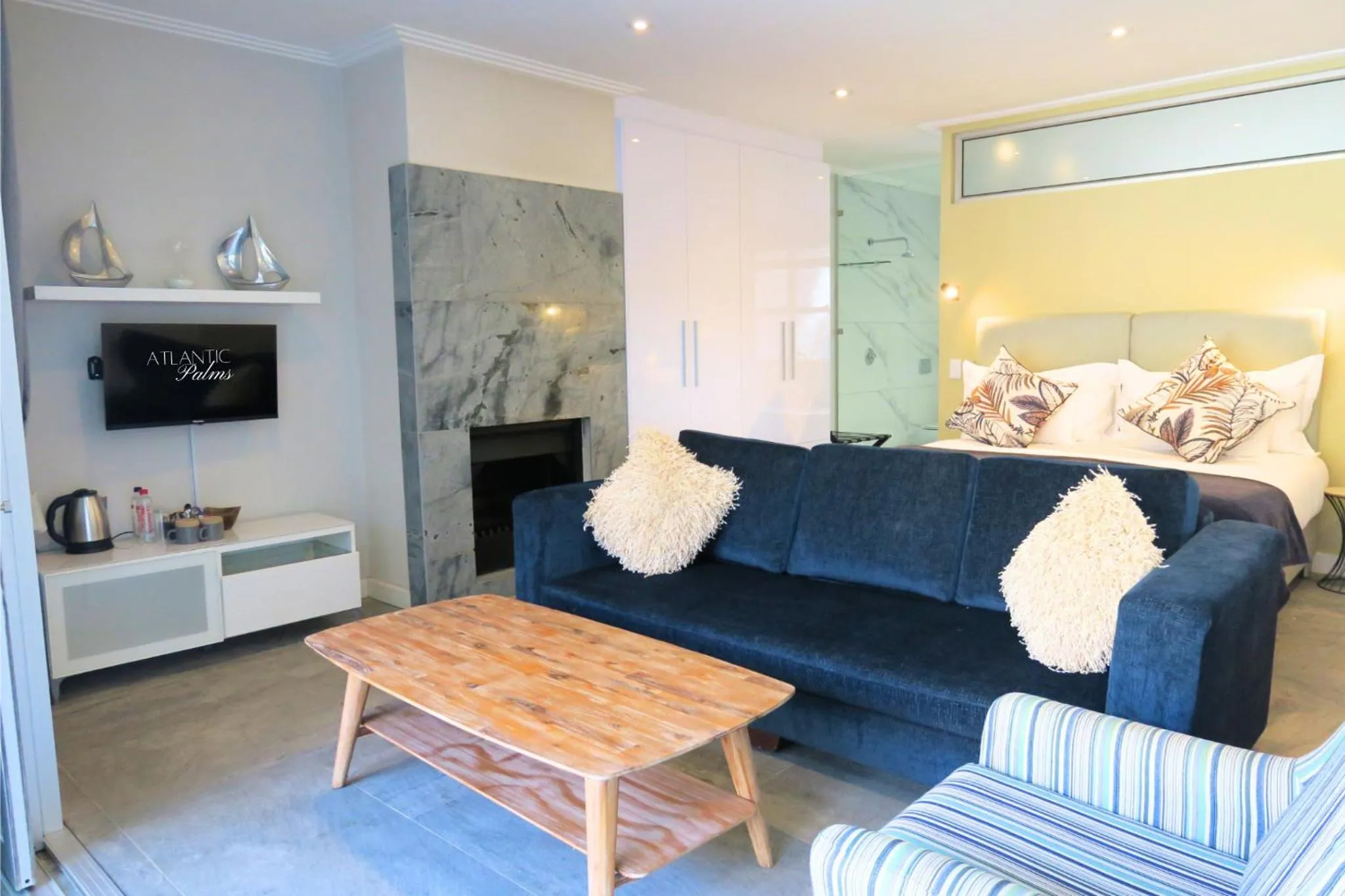 TV and multimedia in Atlantic Palms