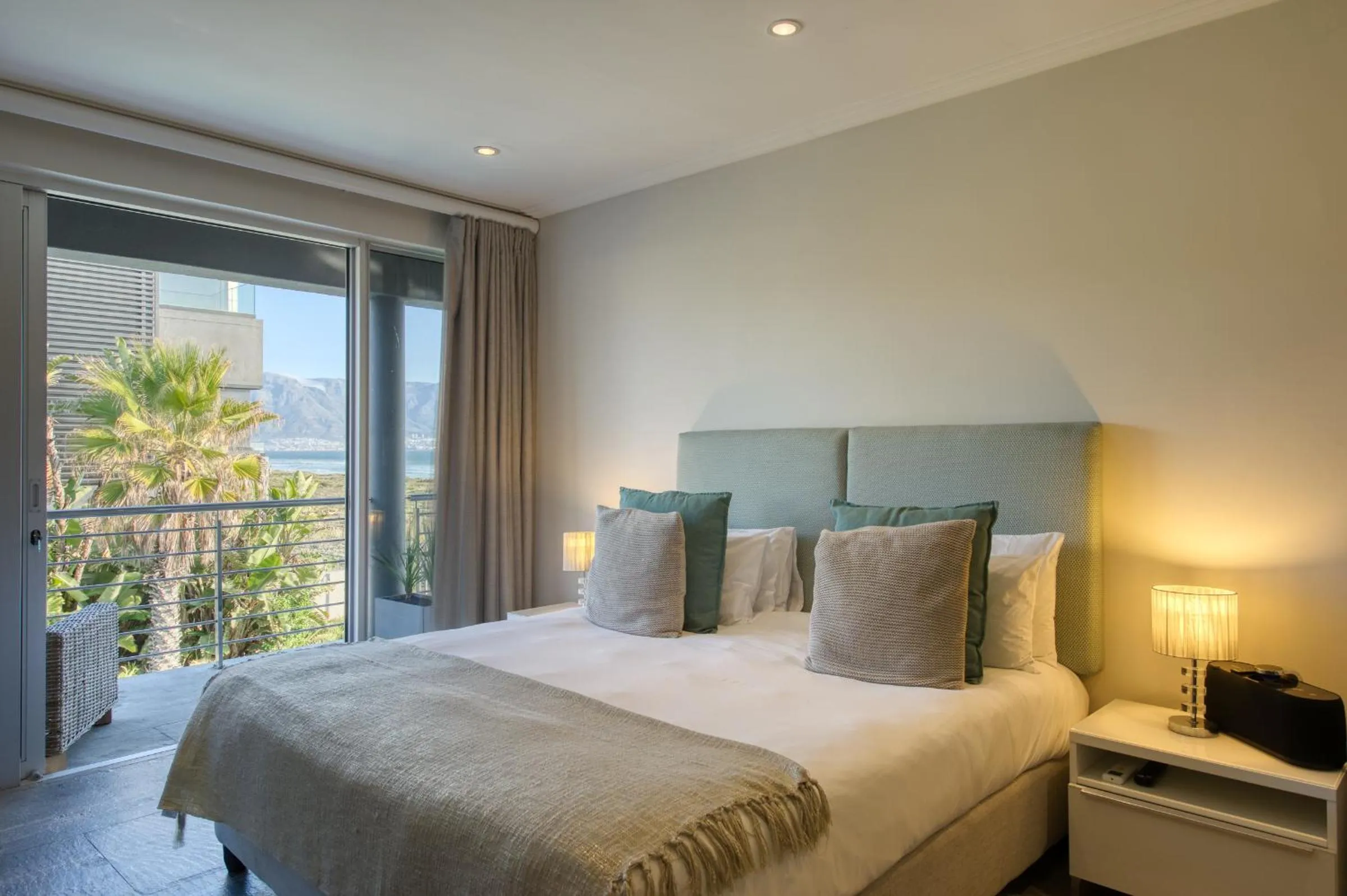 Bed in Atlantic Palms