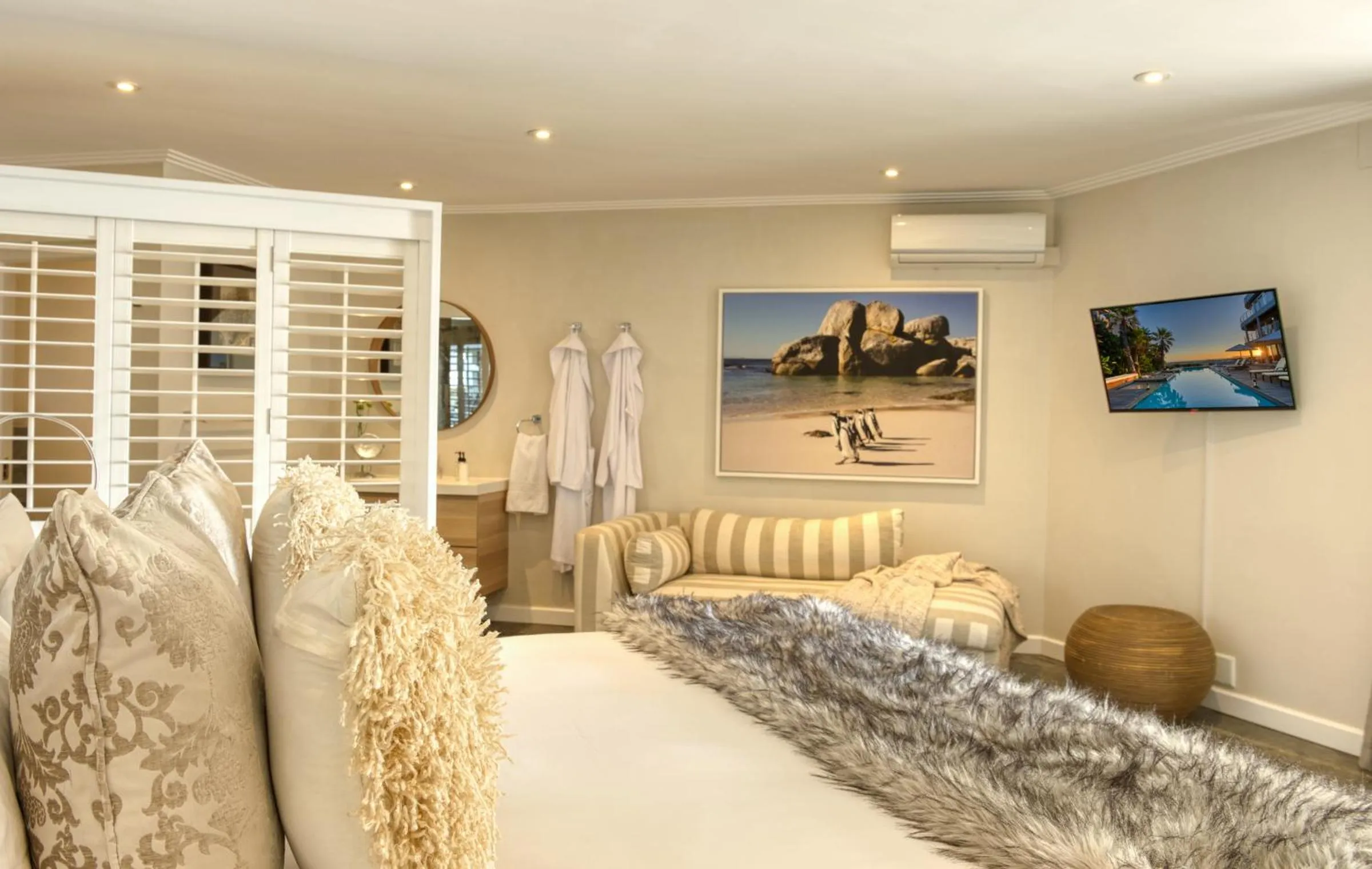 Bedroom, Bed in Atlantic Palms