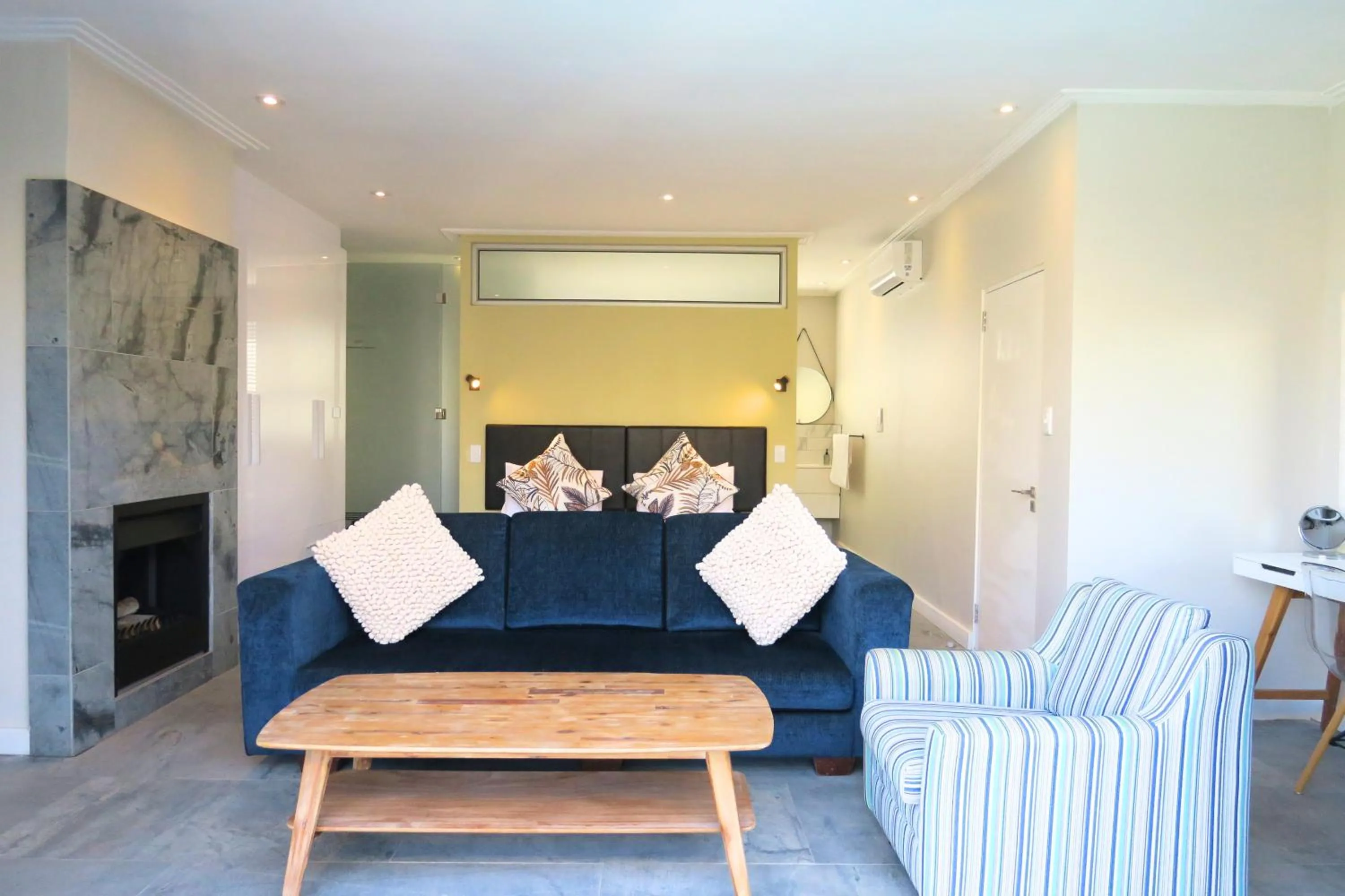 Bed in Atlantic Palms