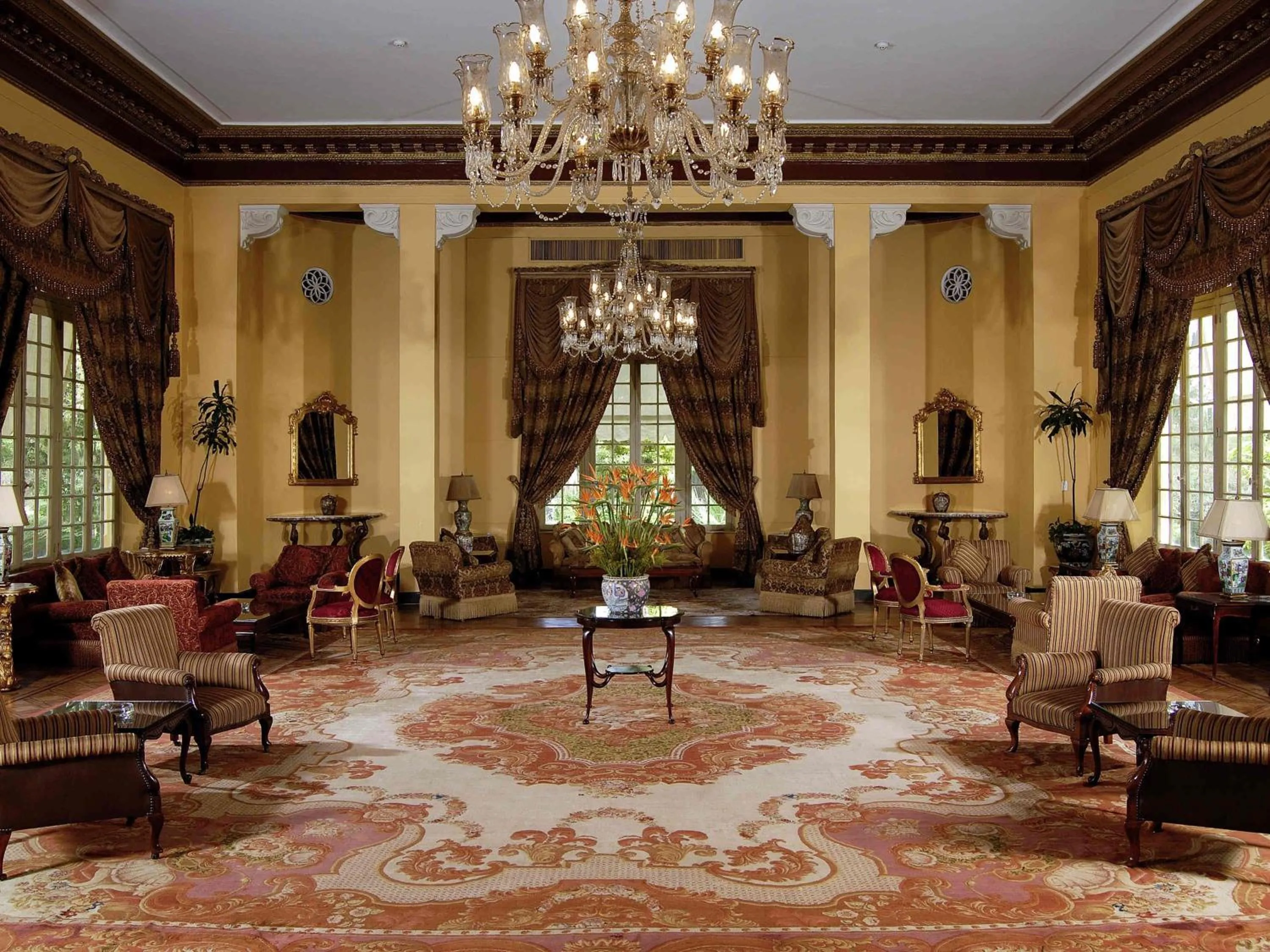 Lounge or bar in Sofitel Winter Palace Luxor