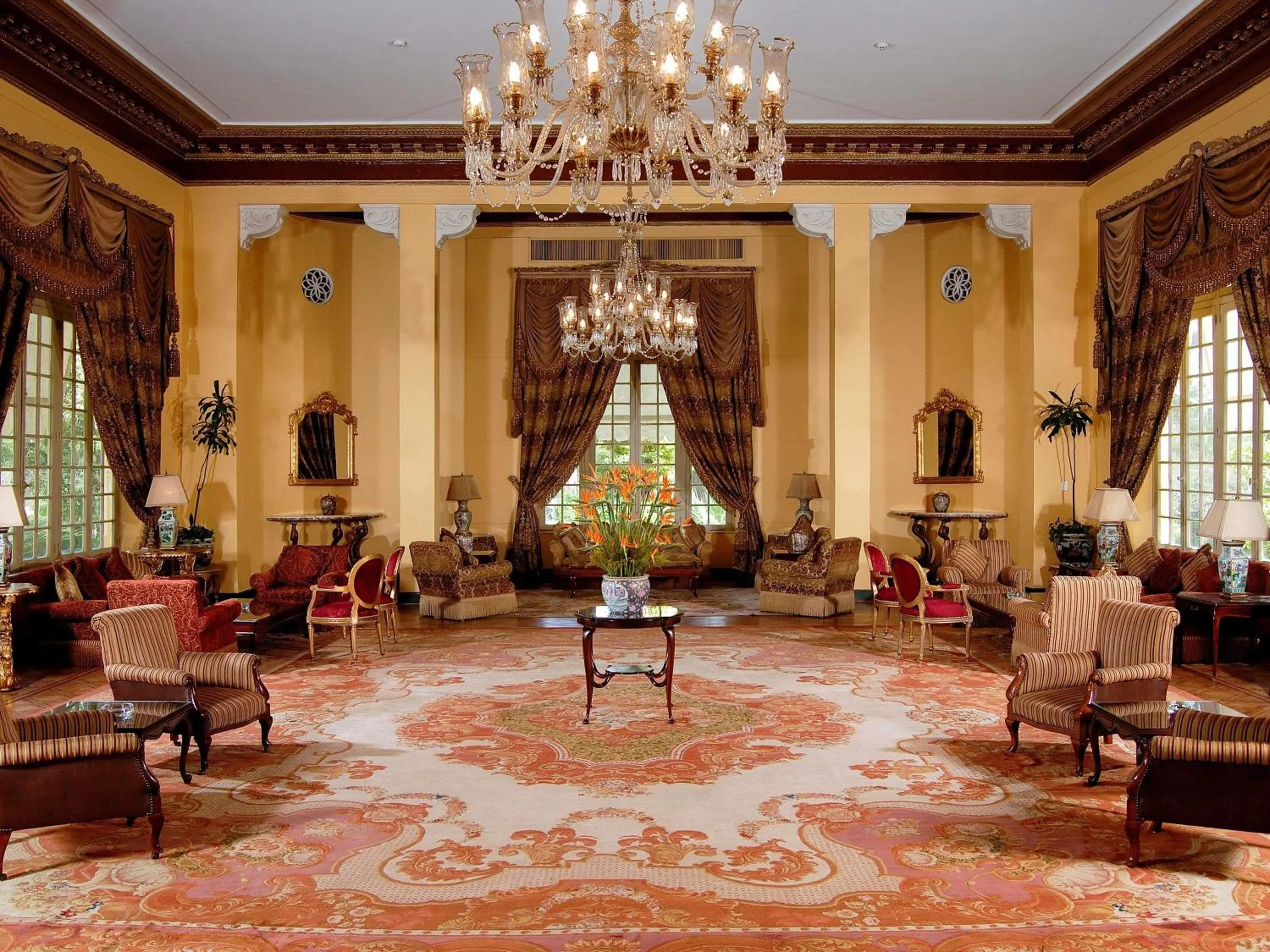 Lounge or bar in Sofitel Winter Palace Luxor