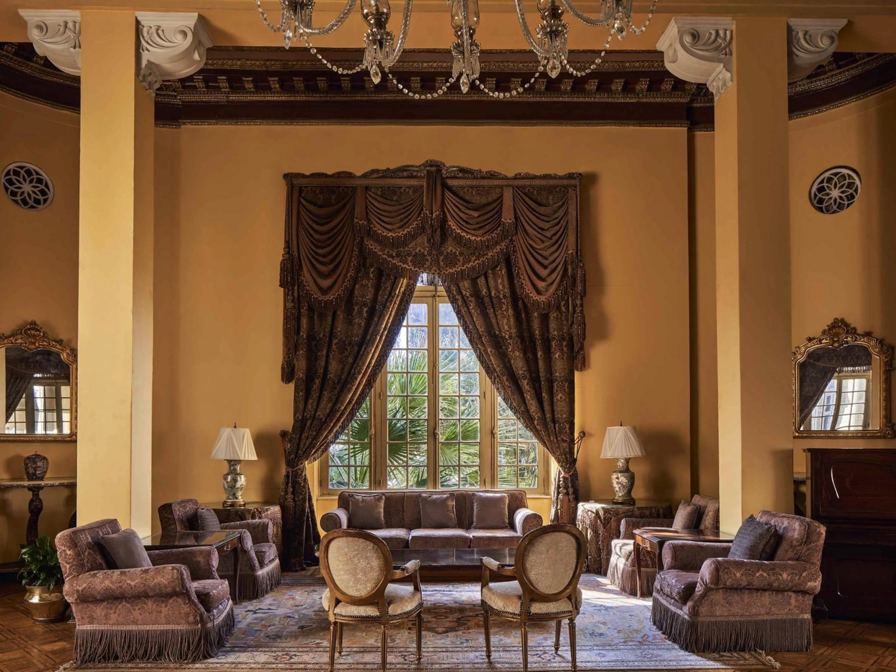 Lounge or bar in Sofitel Winter Palace Luxor