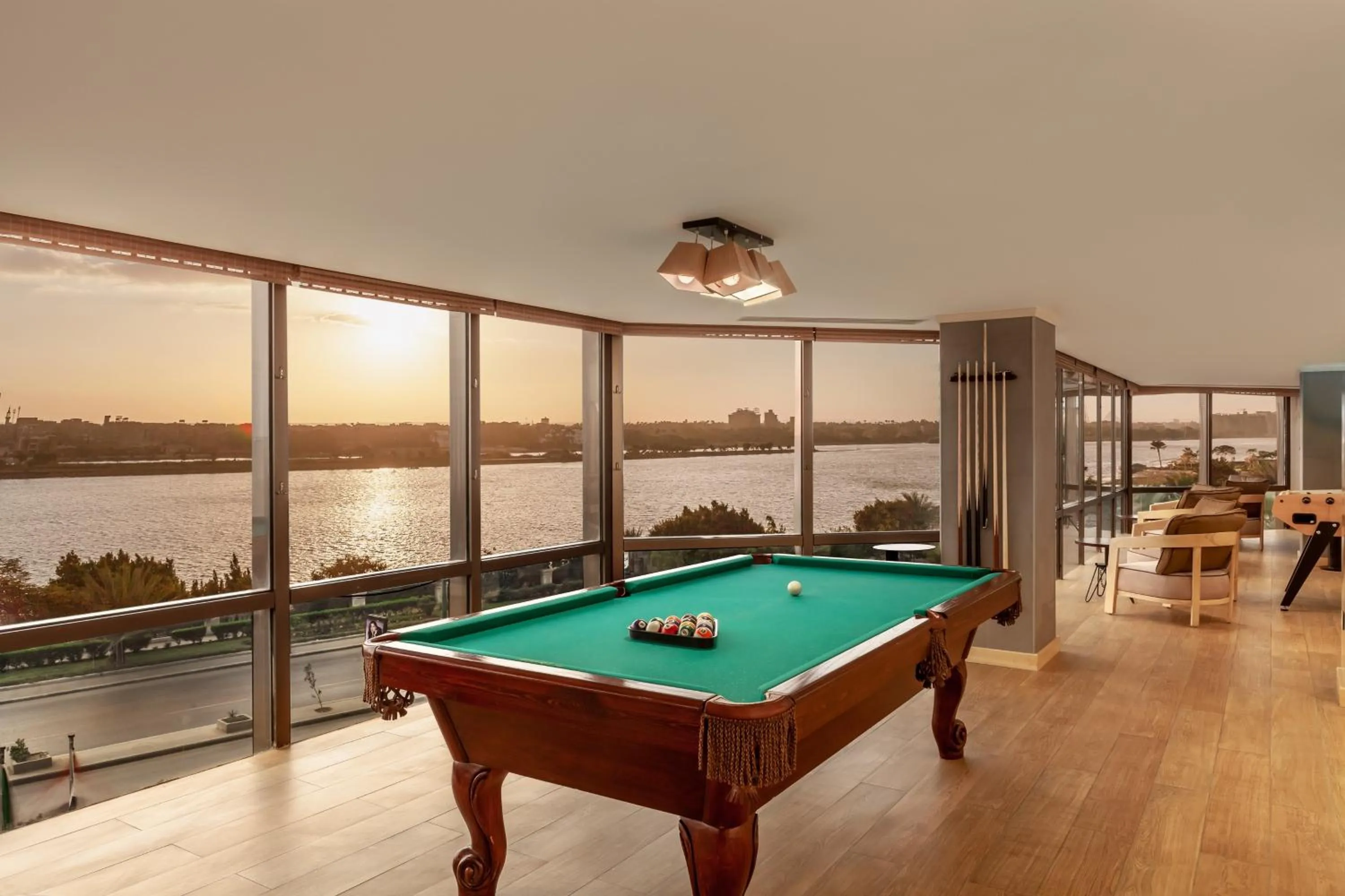 Lounge or bar in Holiday Inn Cairo Maadi by IHG