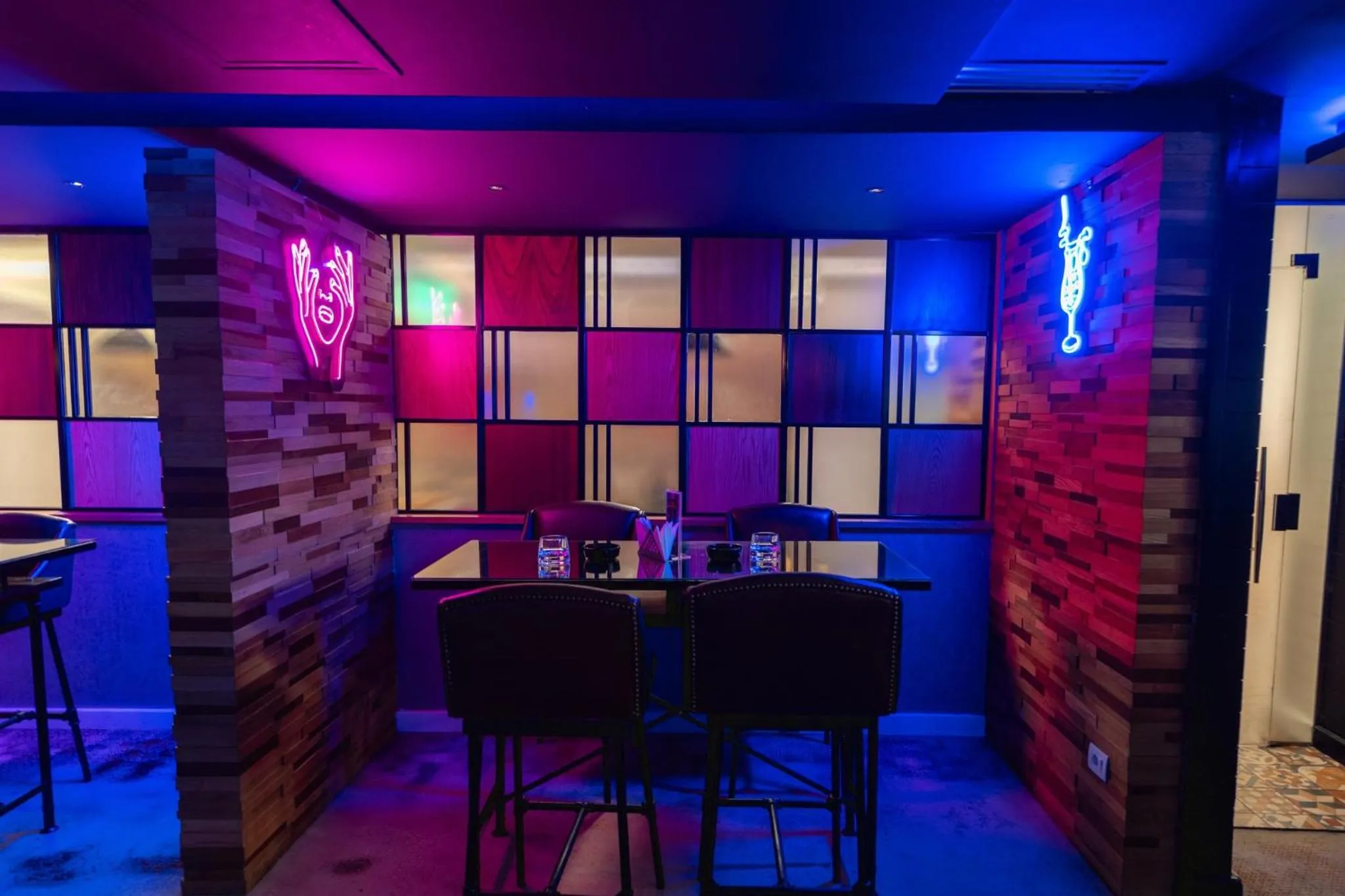 Lounge or bar in Holiday Inn Cairo Maadi by IHG