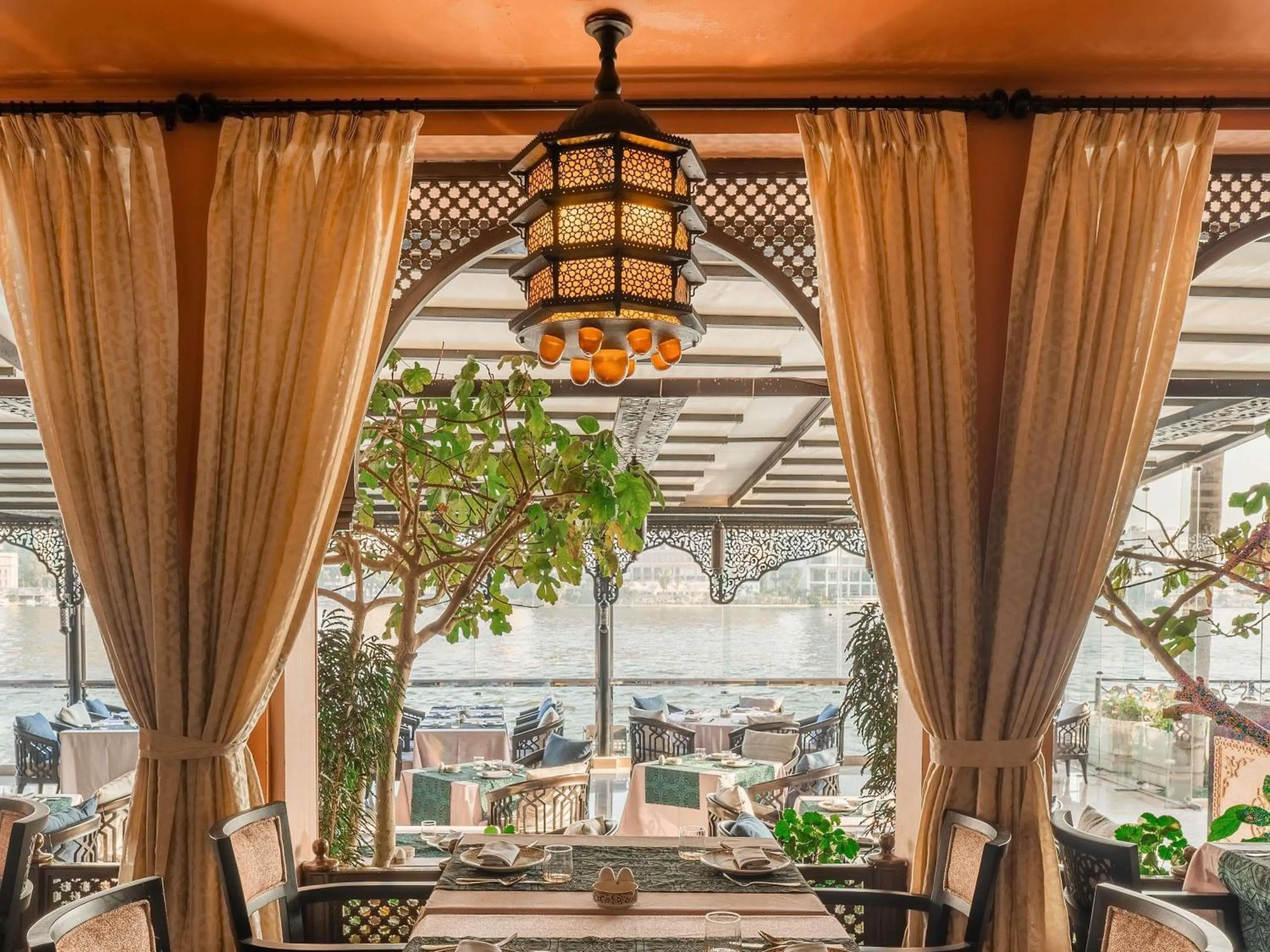 Restaurant/places to eat in Sofitel Cairo Nile El Gezirah