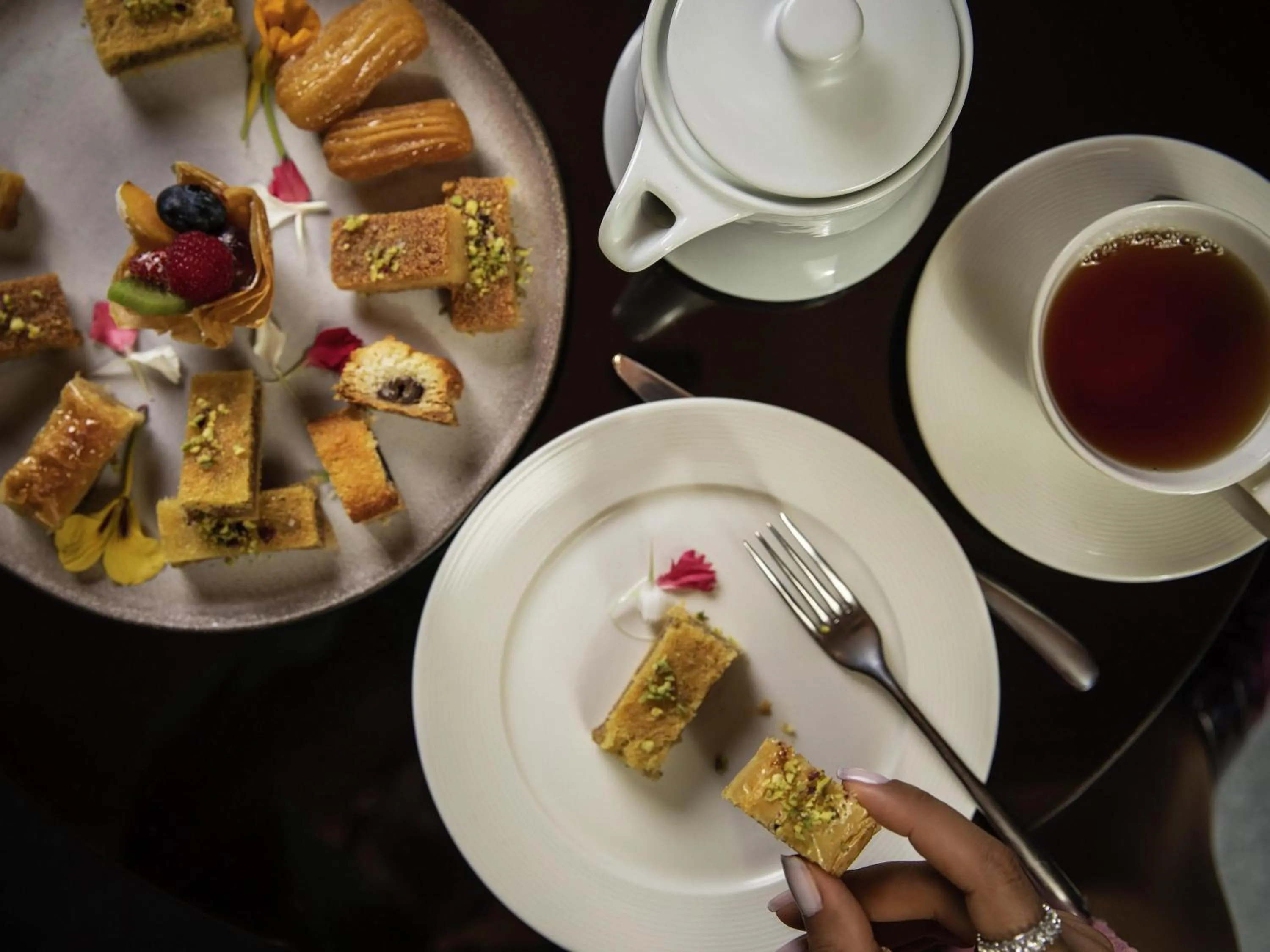 Lounge or bar in Sofitel Cairo Nile El Gezirah