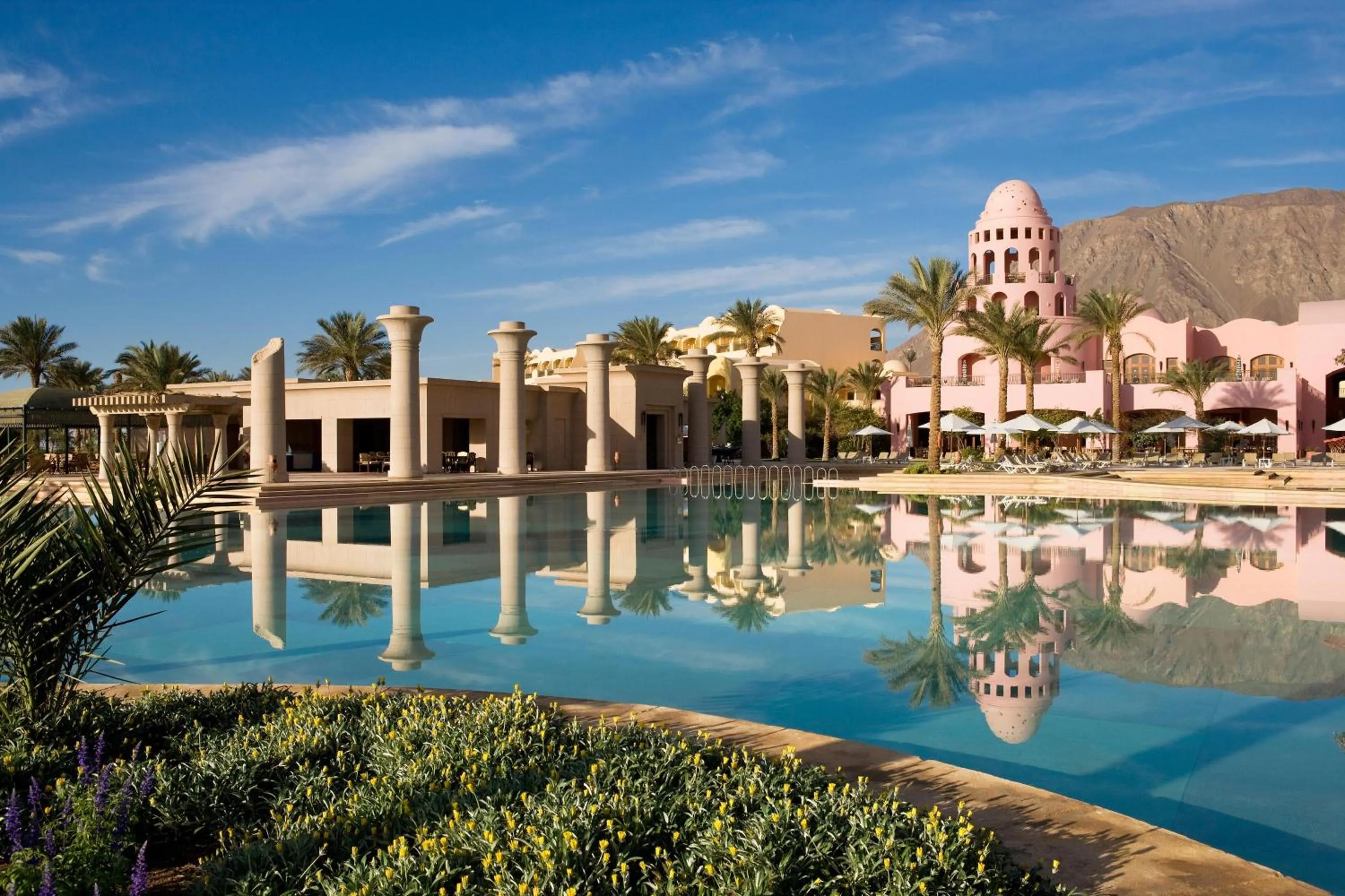 Swimming pool in Mosaique Beach Resort Taba Heights