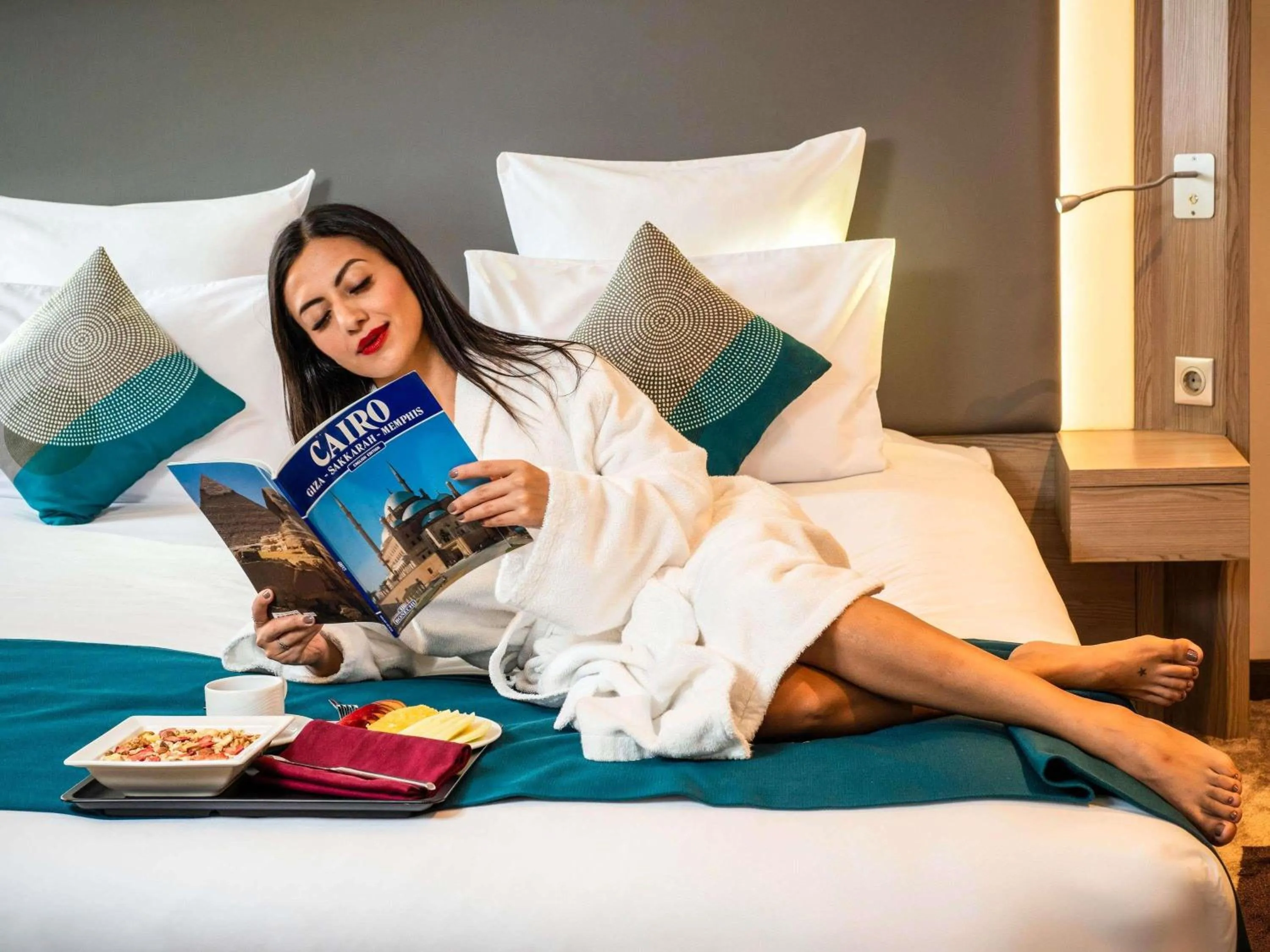 Bedroom, Bed in Novotel Cairo Airport