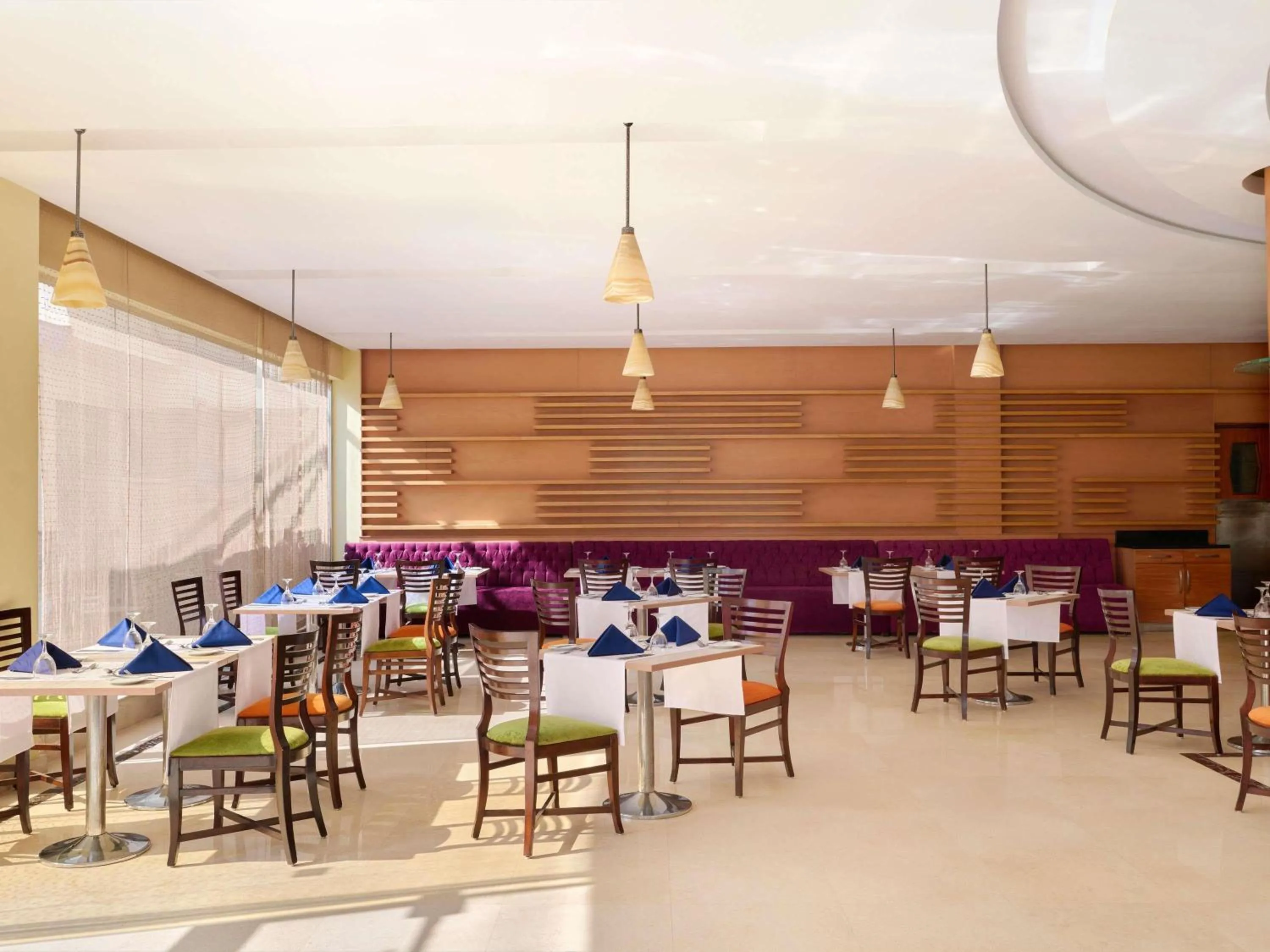 Restaurant/places to eat in Novotel Cairo Airport