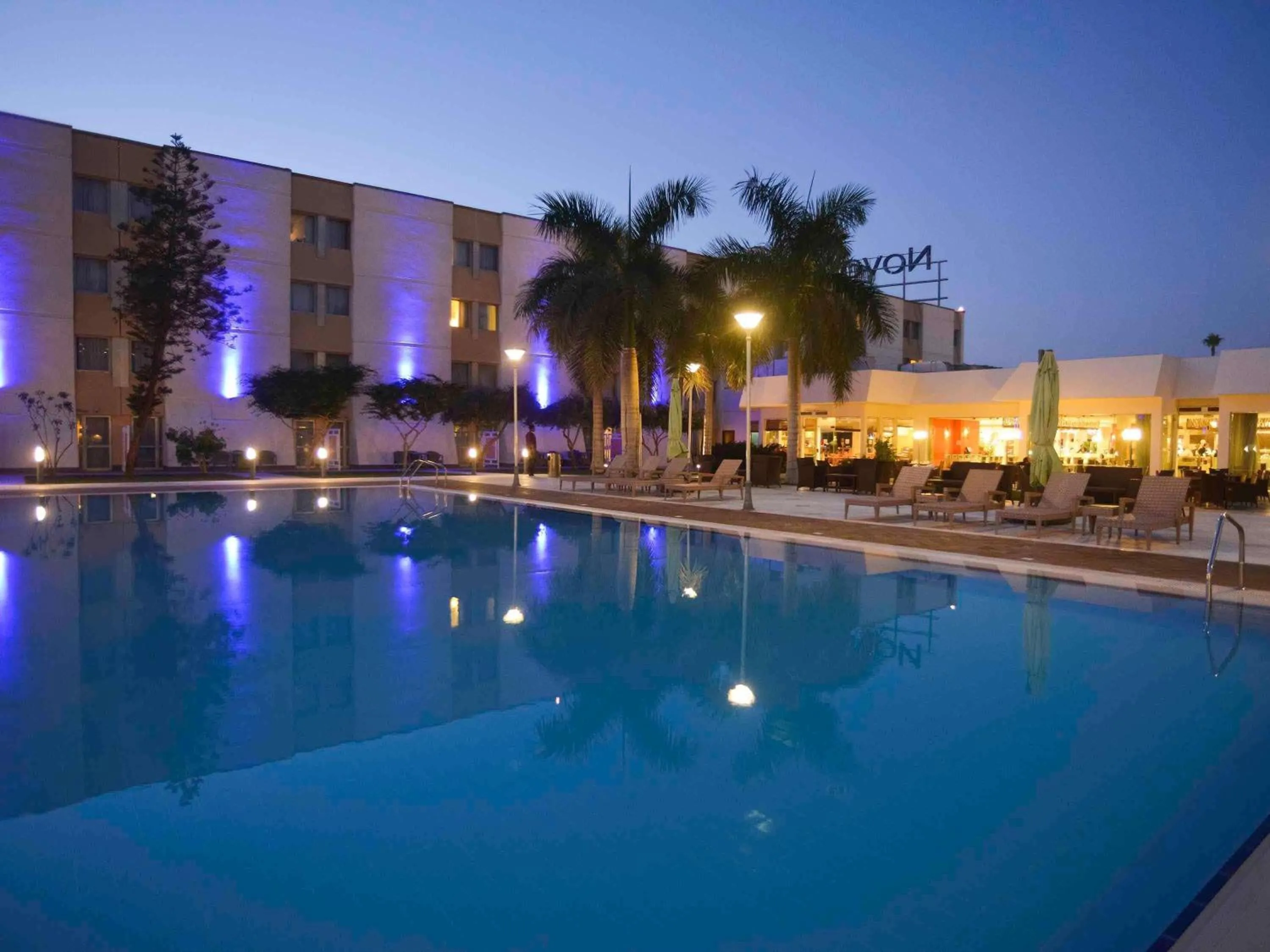 Lounge or bar in Novotel Cairo Airport