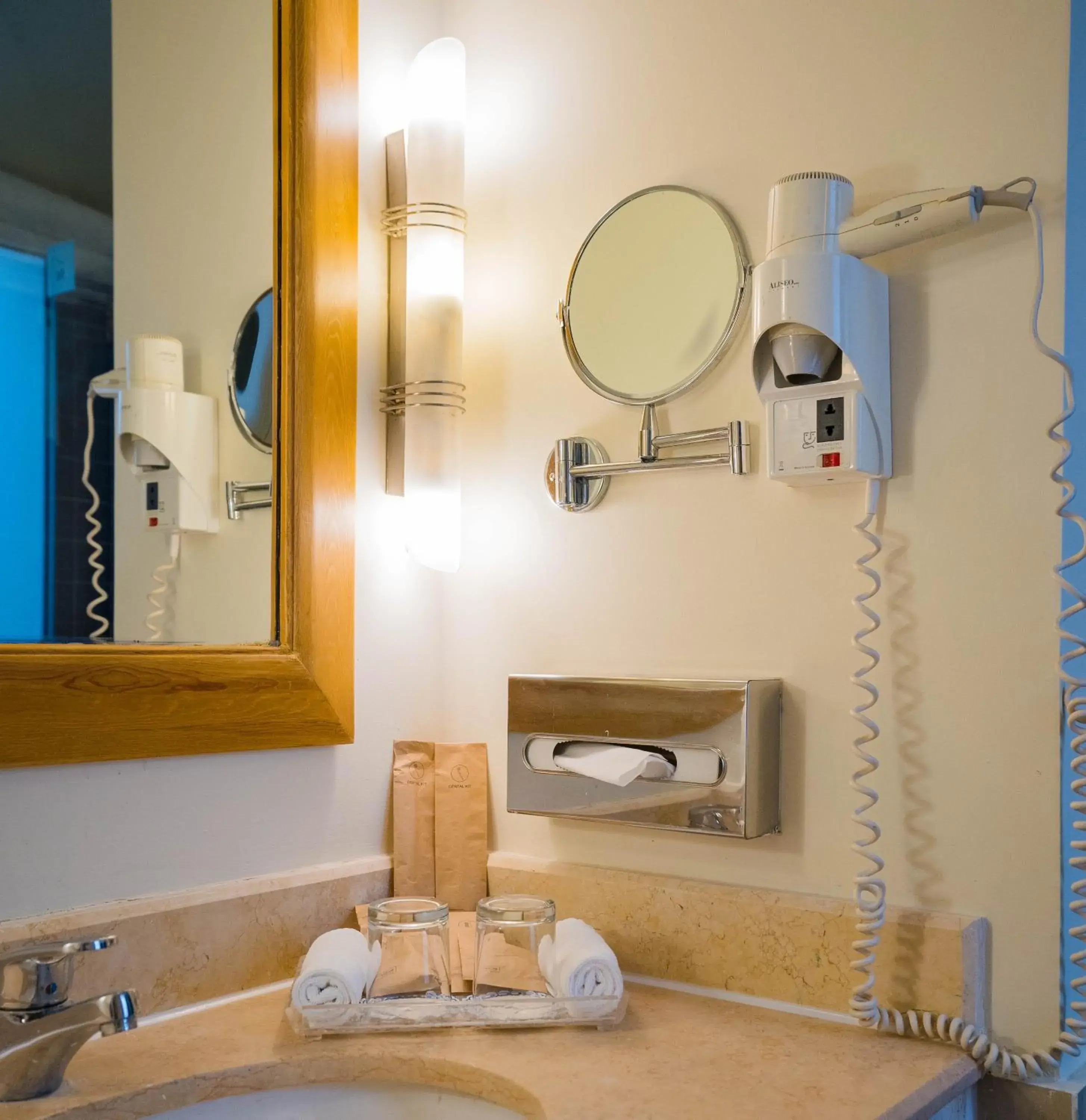 Standard Room With 1 Double Bed, Pool Side (Palm Wing) in Hotel Novotel Sharm El-Sheikh Standard Room With 1 Double Bed, Pool Side (Palm Wing) in Hotel Novotel Sharm El-Sheikh