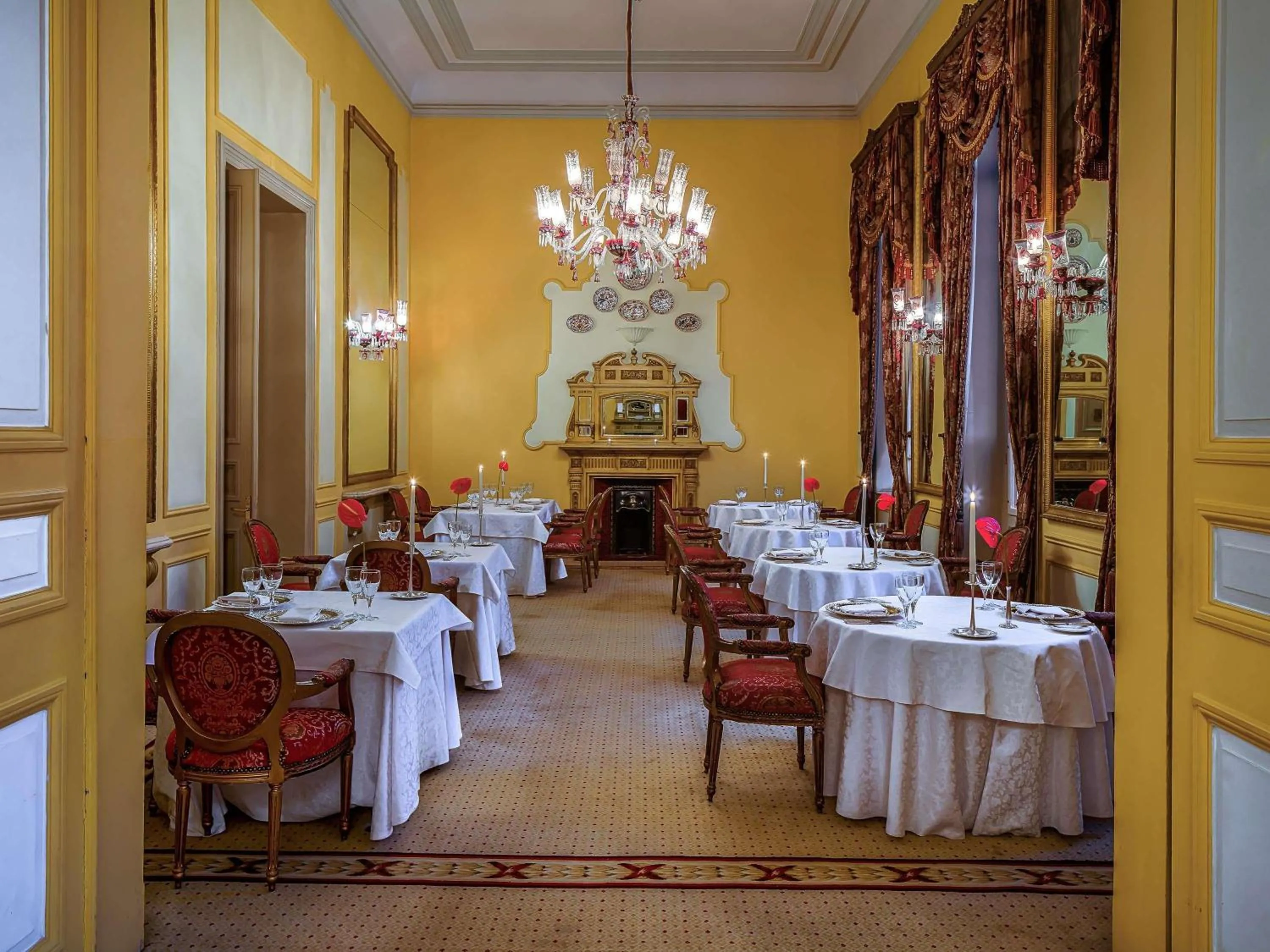 Restaurant/places to eat in Pavillon Winter Luxor