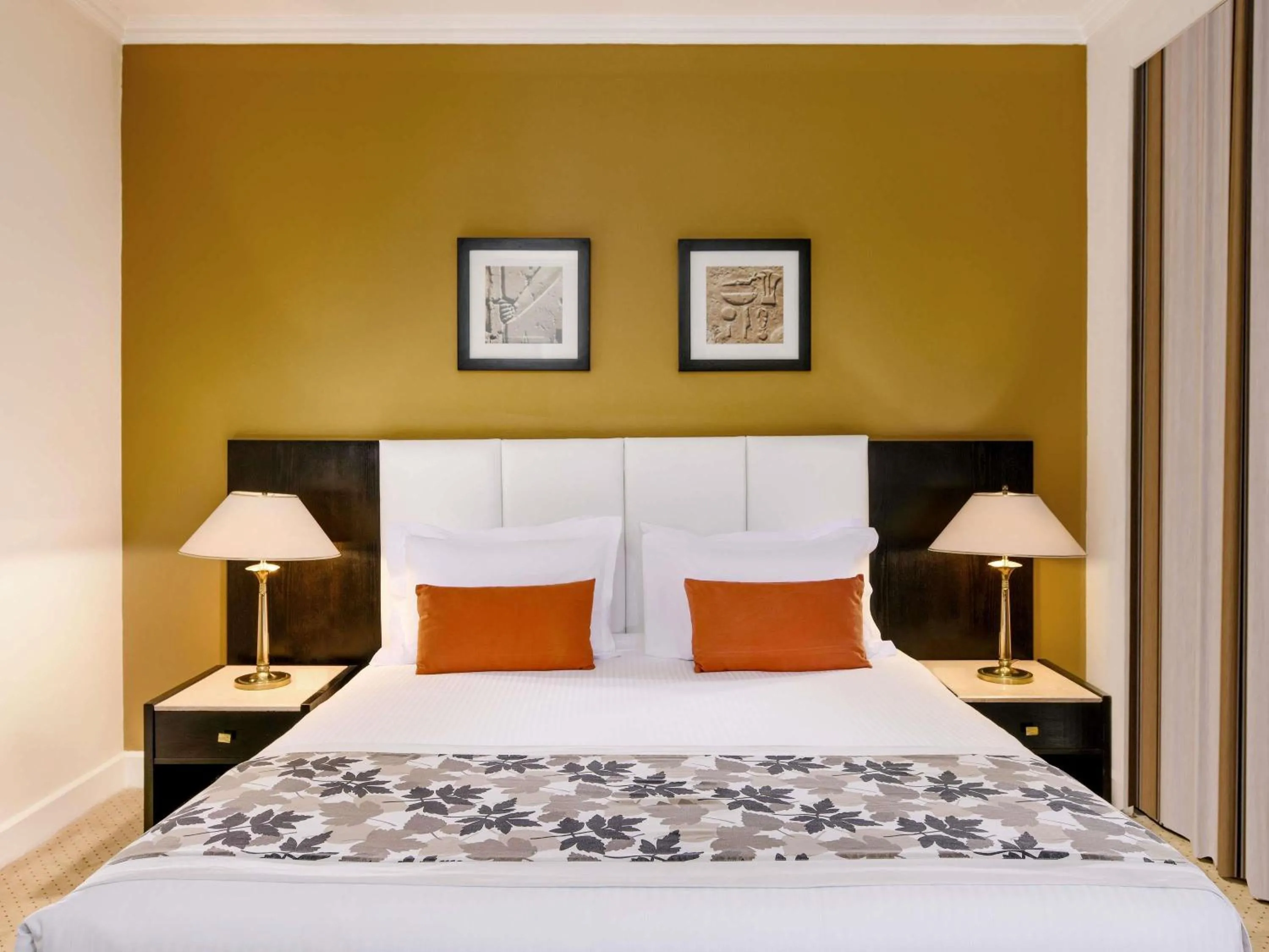 Bedroom, Bed in Pavillon Winter Luxor