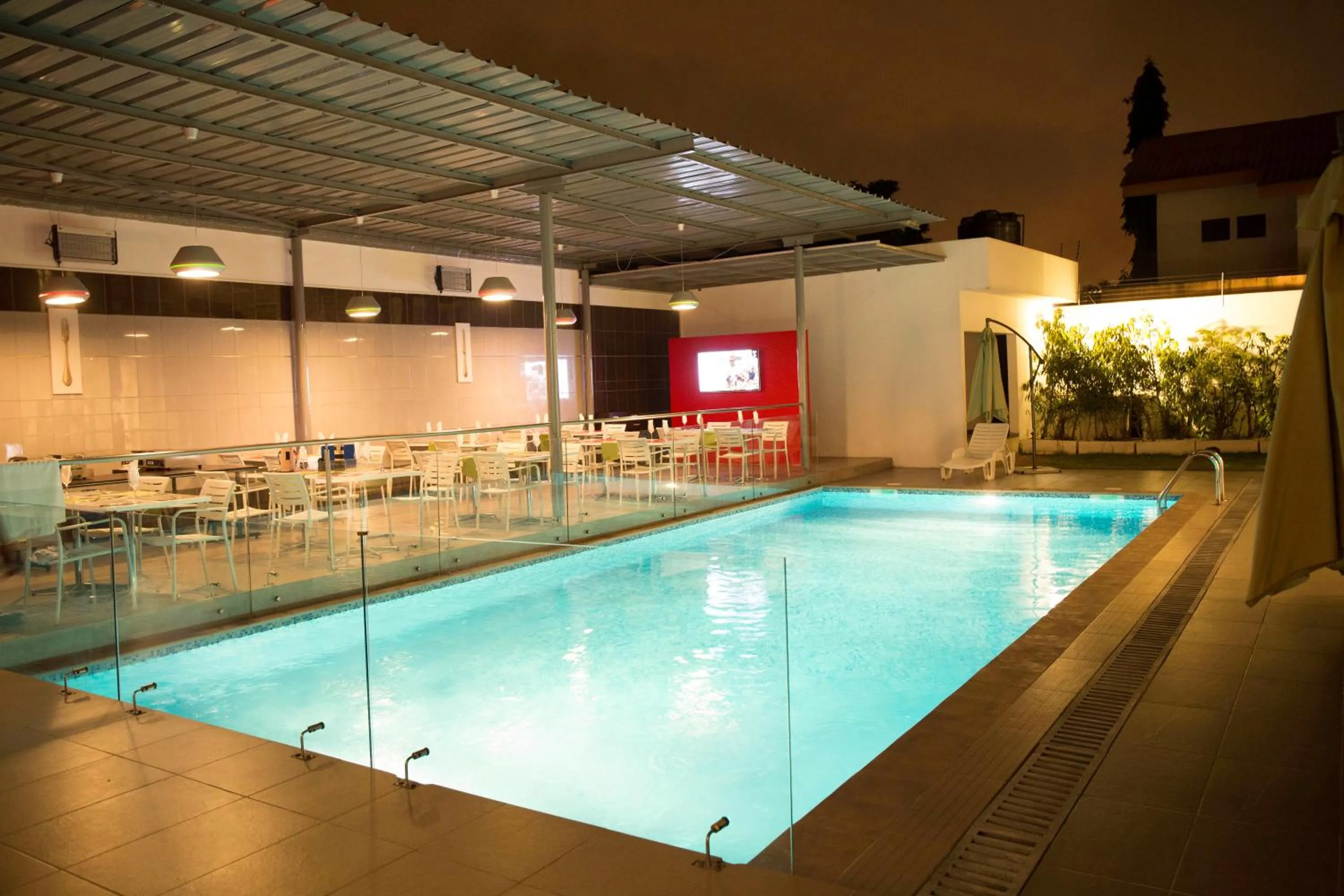 Swimming pool in Residence ACHENBACH