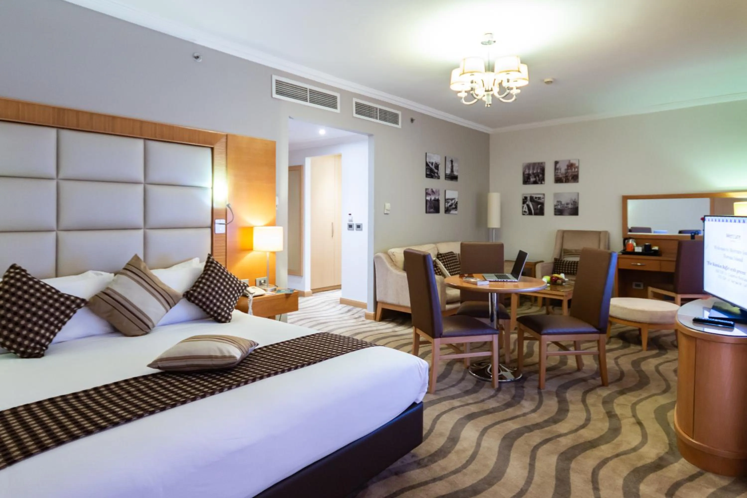 Bed in Mercure Ismailia Forsan Island