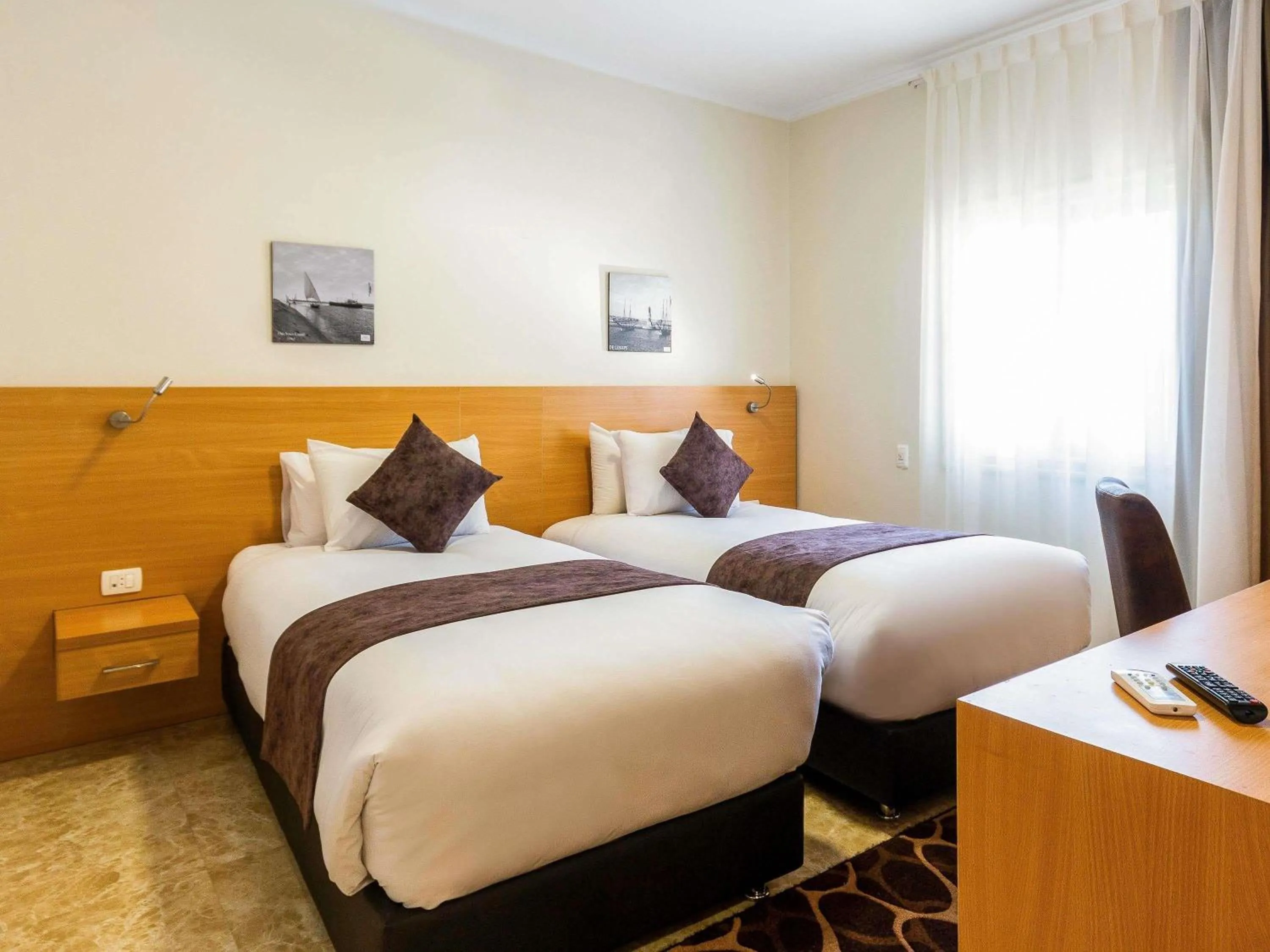 Bedroom, Bed in Mercure Ismailia Forsan Island