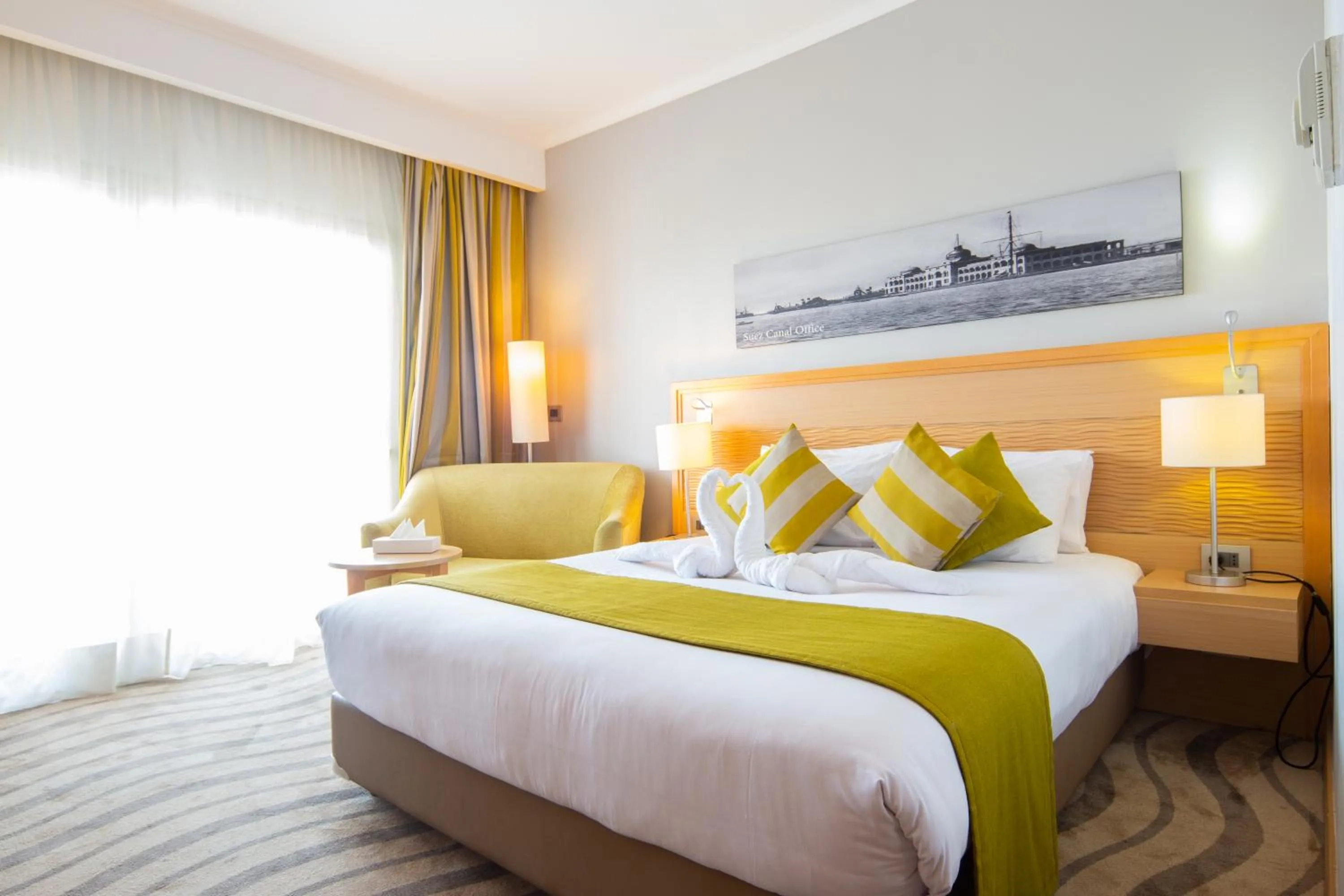 Bedroom, Bed in Mercure Ismailia Forsan Island