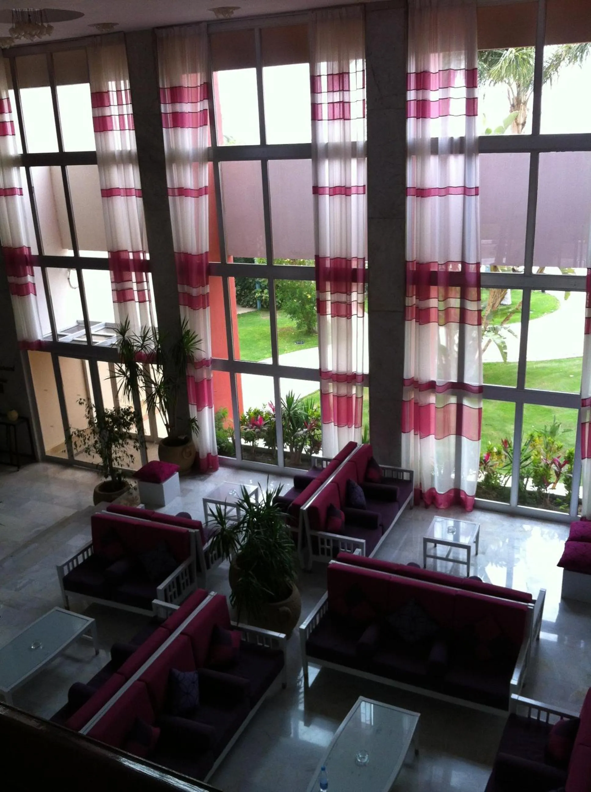 Communal lounge/ TV room in Mercure Ismailia Forsan Island