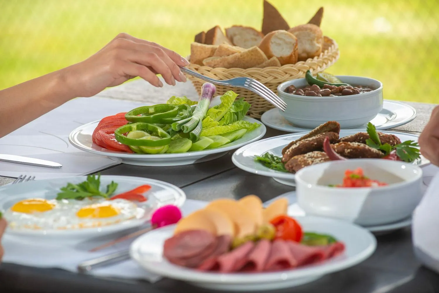 Food and drinks in Mercure Ismailia Forsan Island