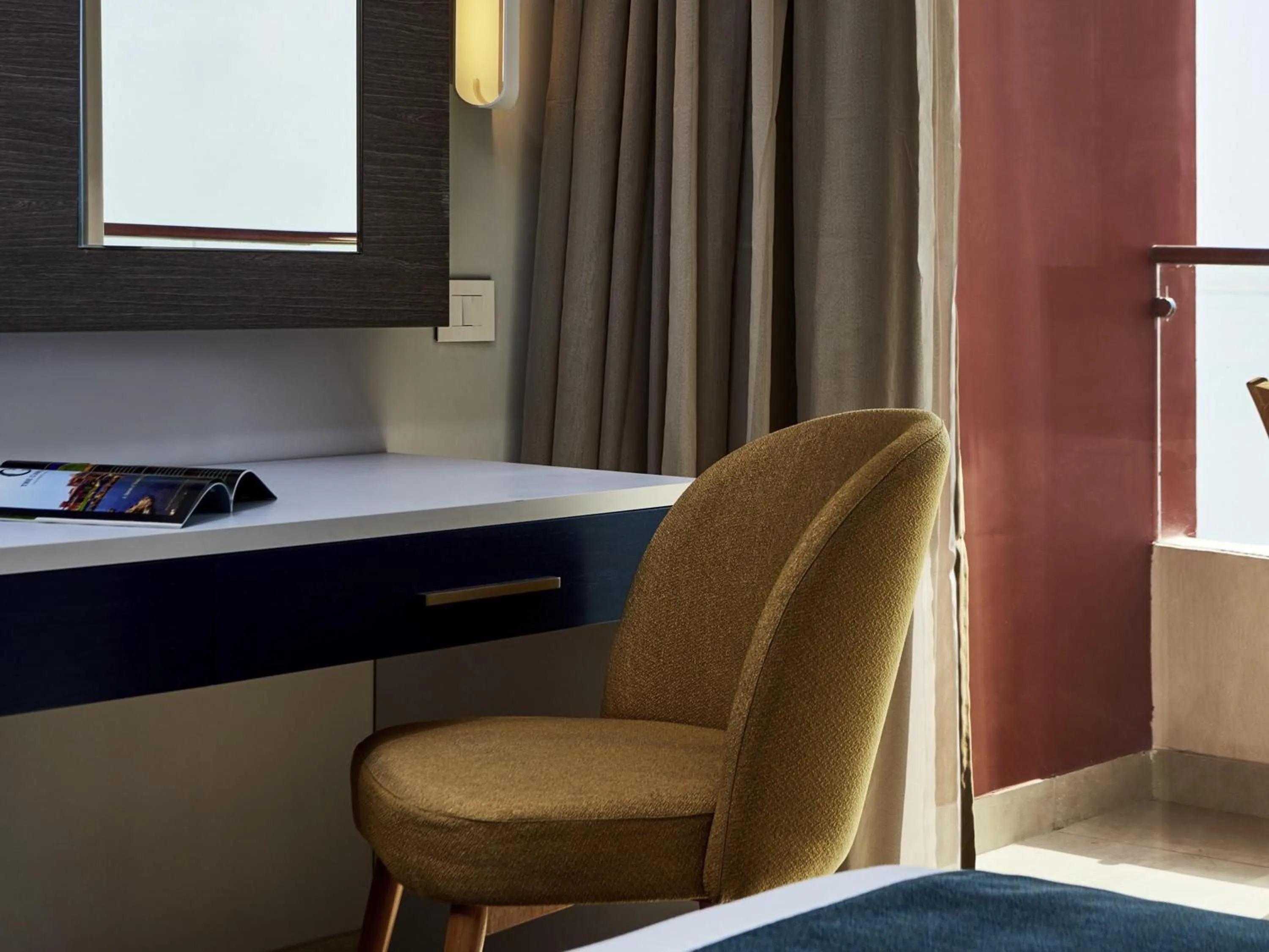 Bed in Mercure Ismailia Forsan Island