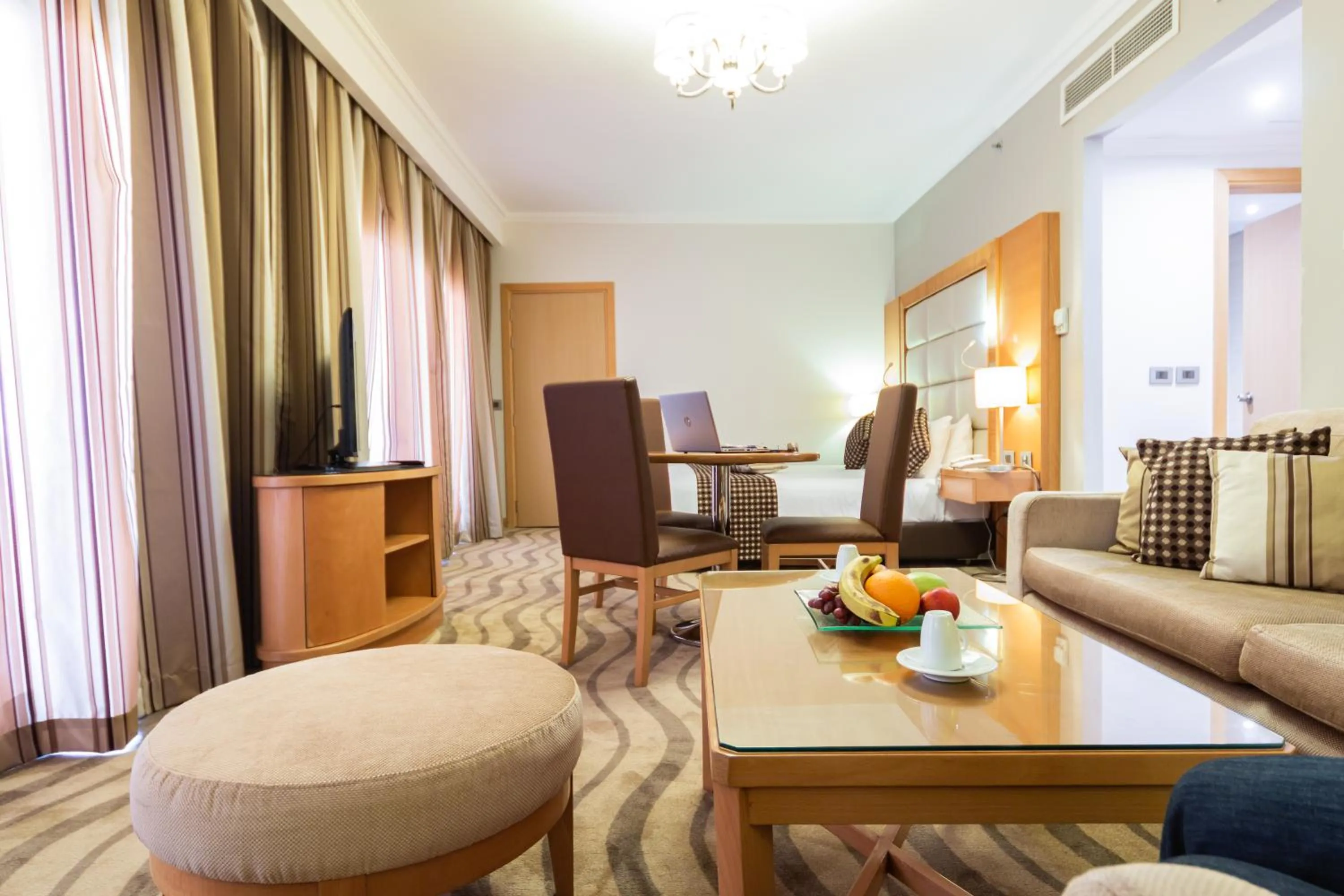 TV and multimedia in Mercure Ismailia Forsan Island