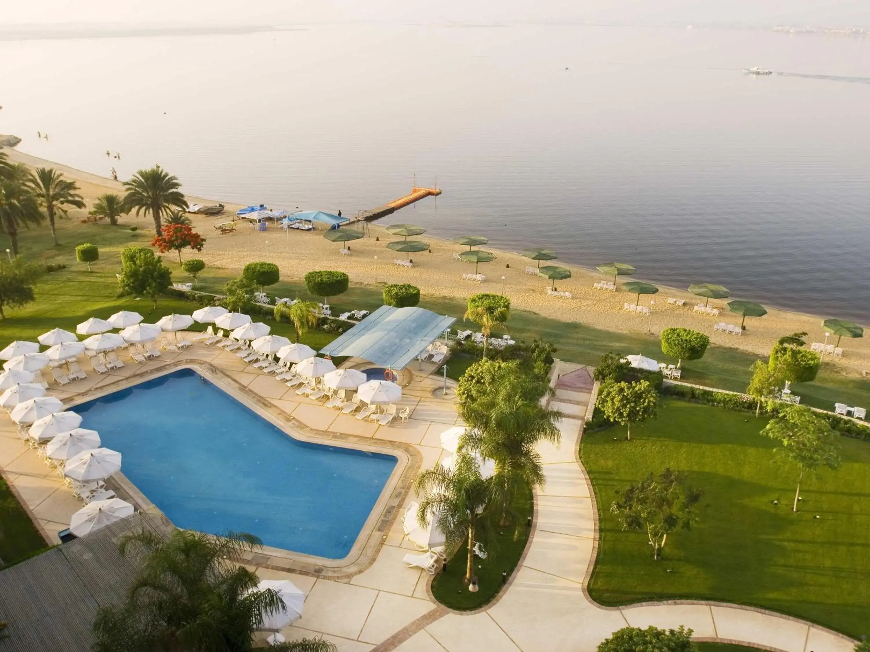 Standard Twin Room with Lake View in Mercure Ismailia Forsan Island Standard Twin Room with Lake View in Mercure Ismailia Forsan Island