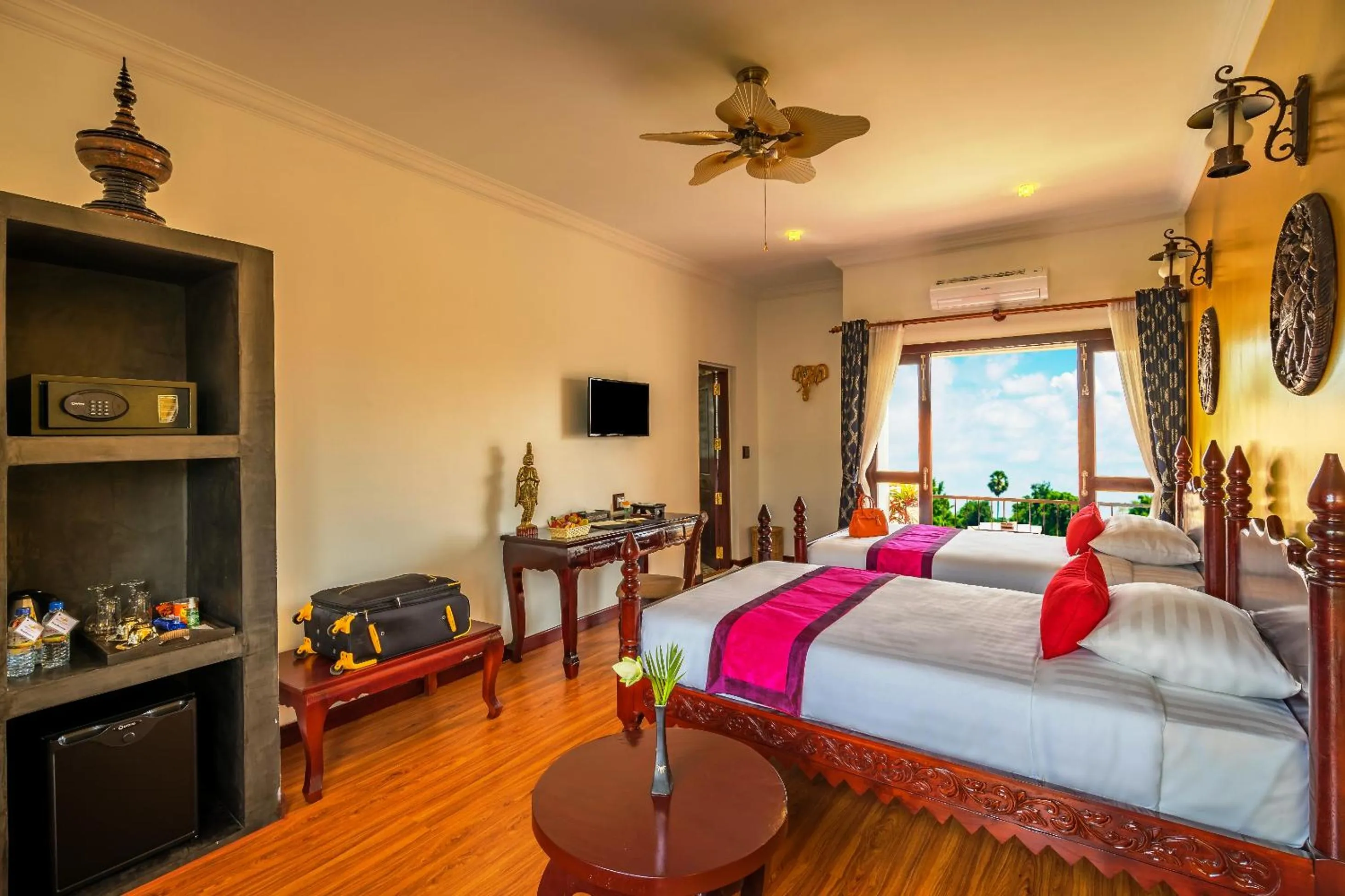 Photo of the whole room, Bed in Beyond Yangon Inn