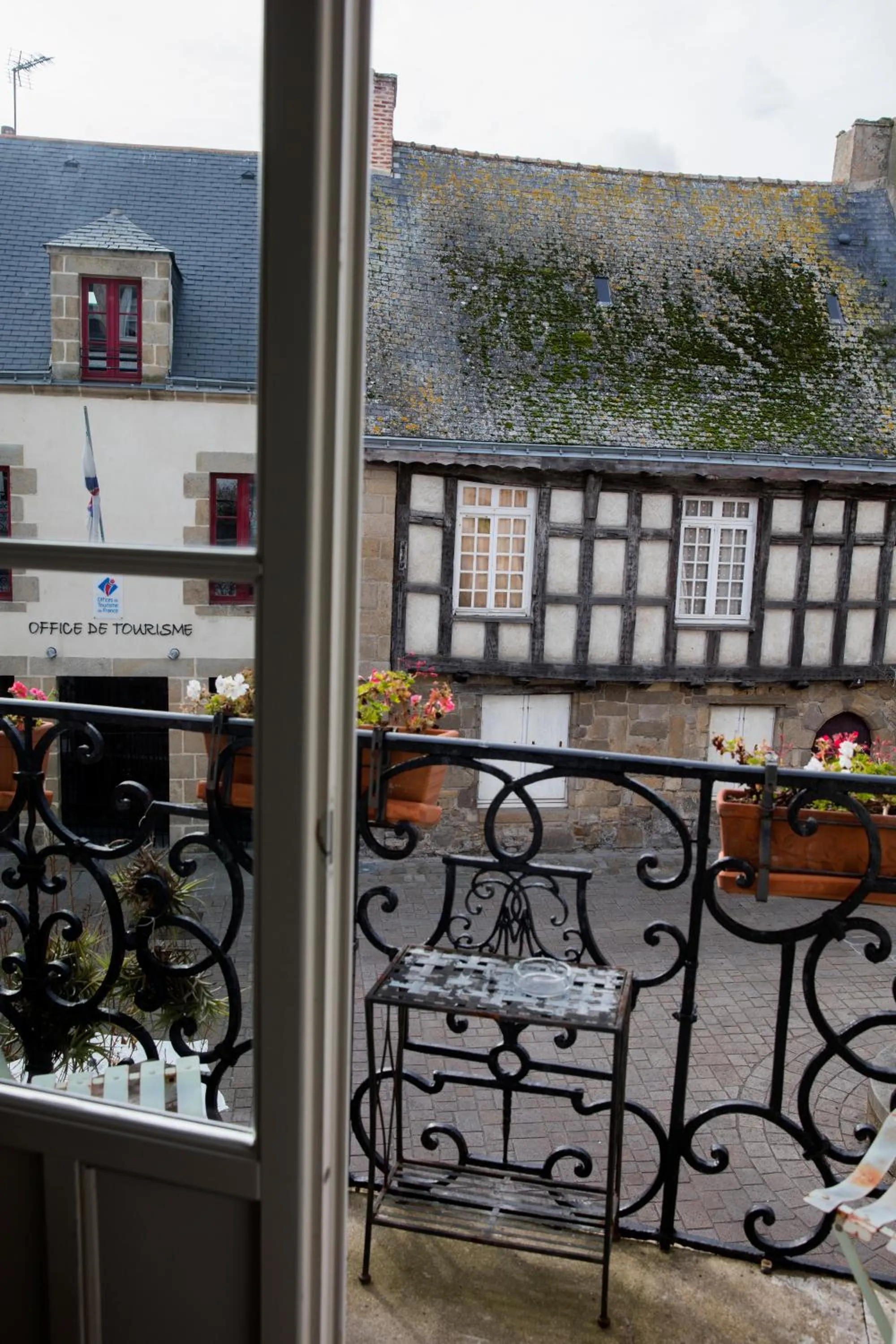 Balcony/Terrace in Au Fin Gourmet