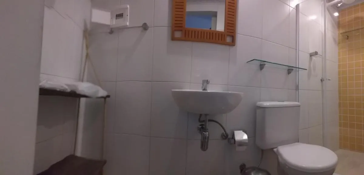 Bathroom in Airport Pousada