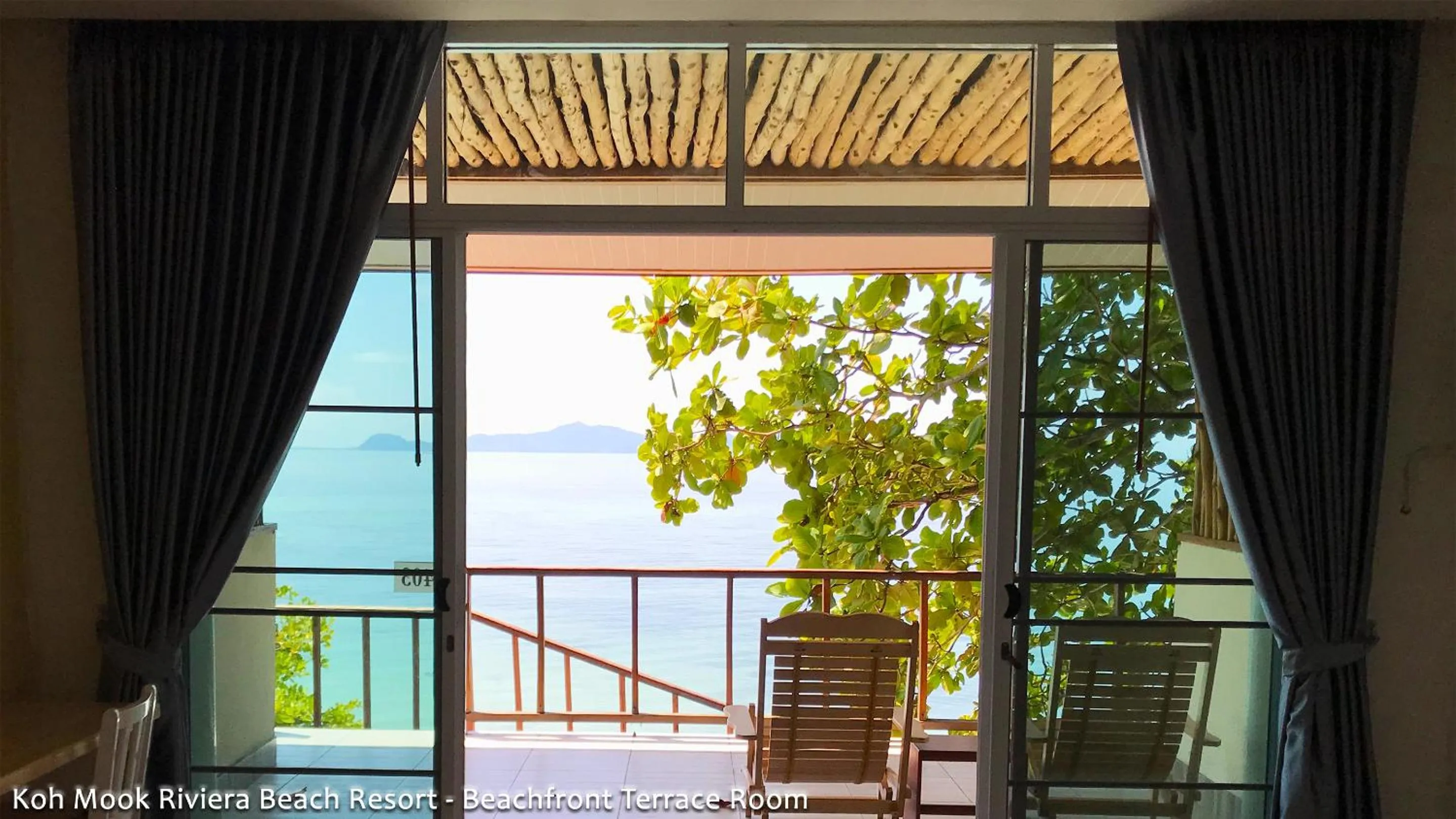 Balcony/Terrace in Koh Mook Riviera Beach Resort