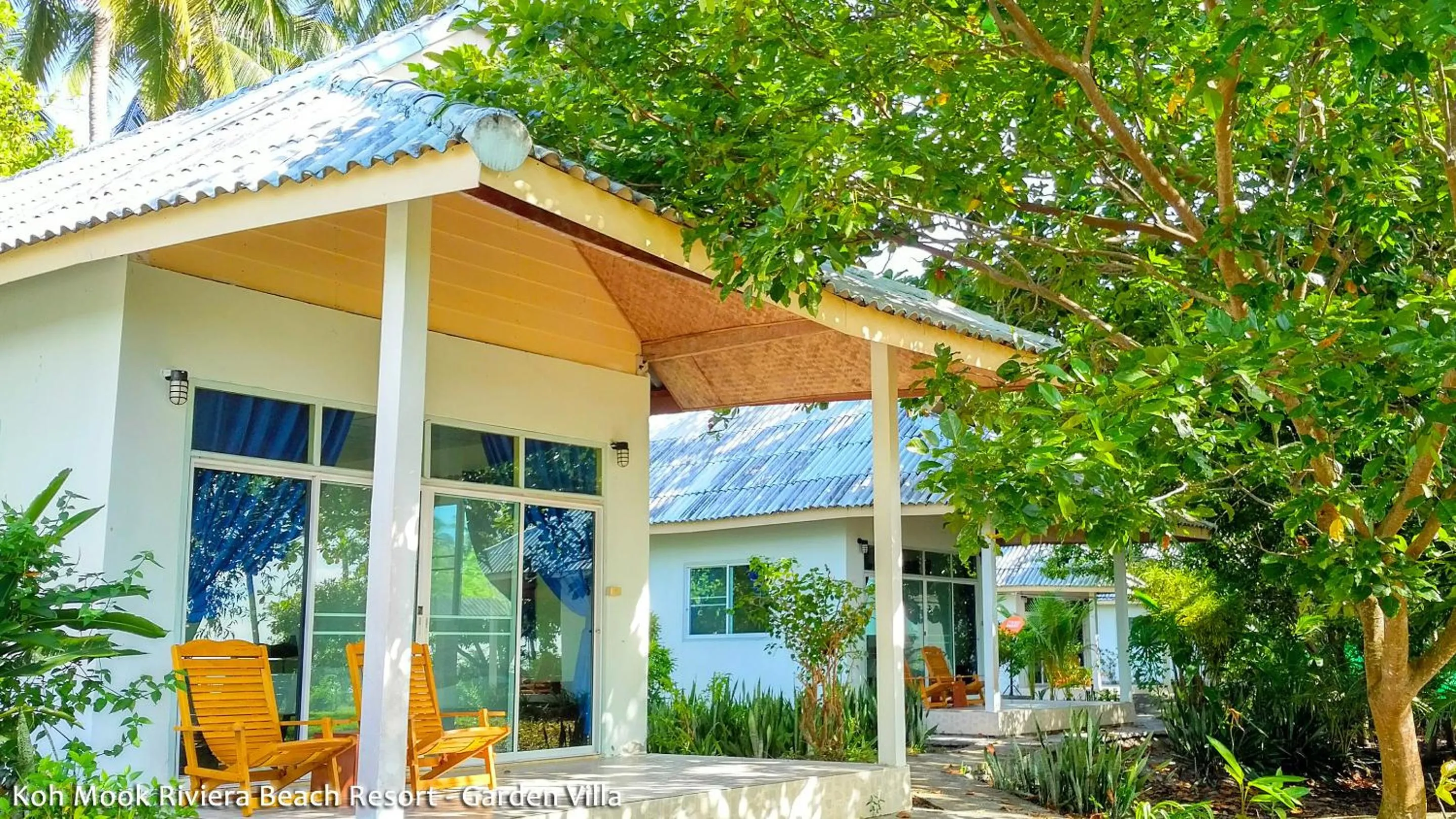 Property building in Koh Mook Riviera Beach Resort