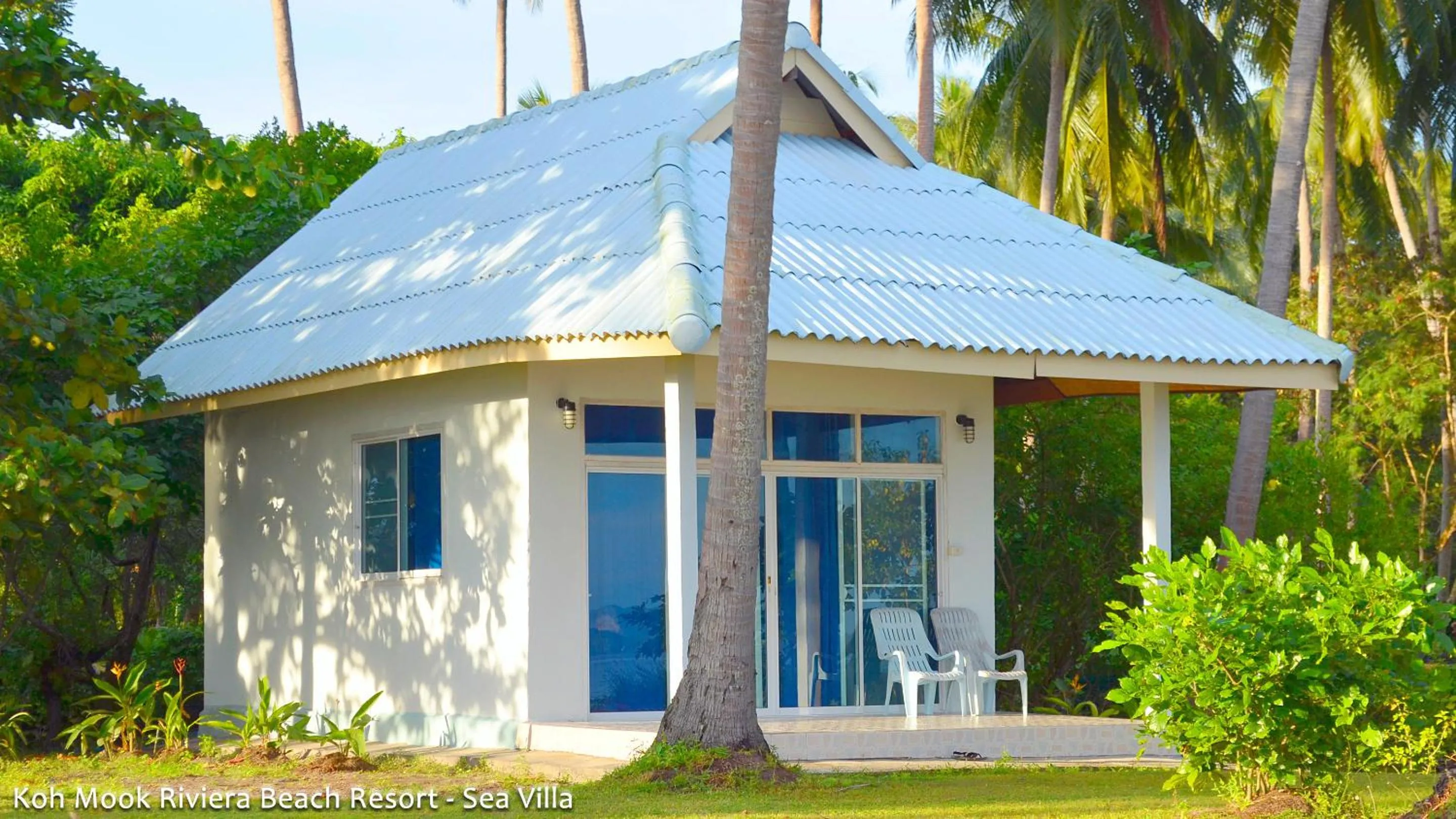 Property building in Koh Mook Riviera Beach Resort