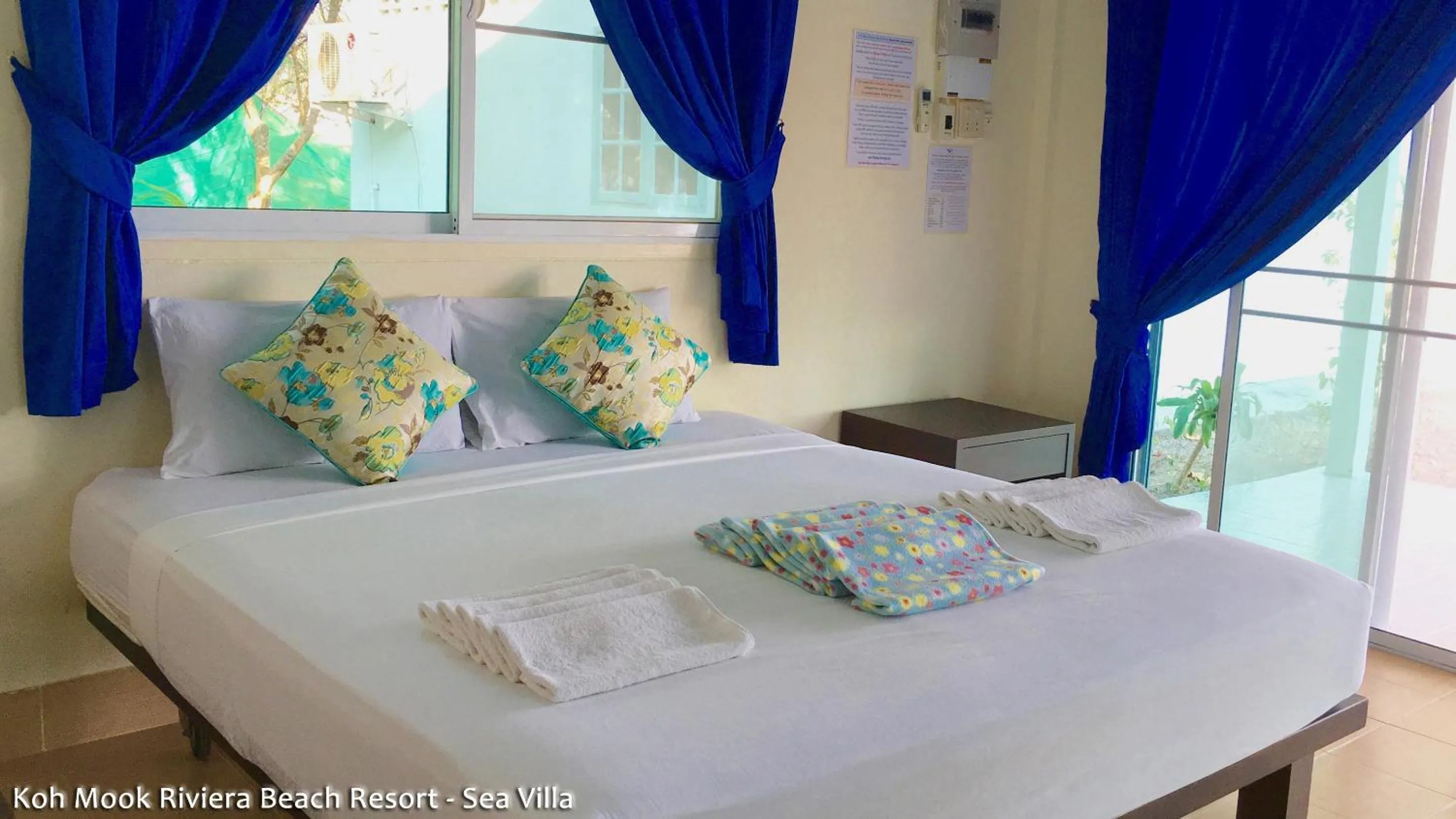 Bedroom, Bed in Koh Mook Riviera Beach Resort