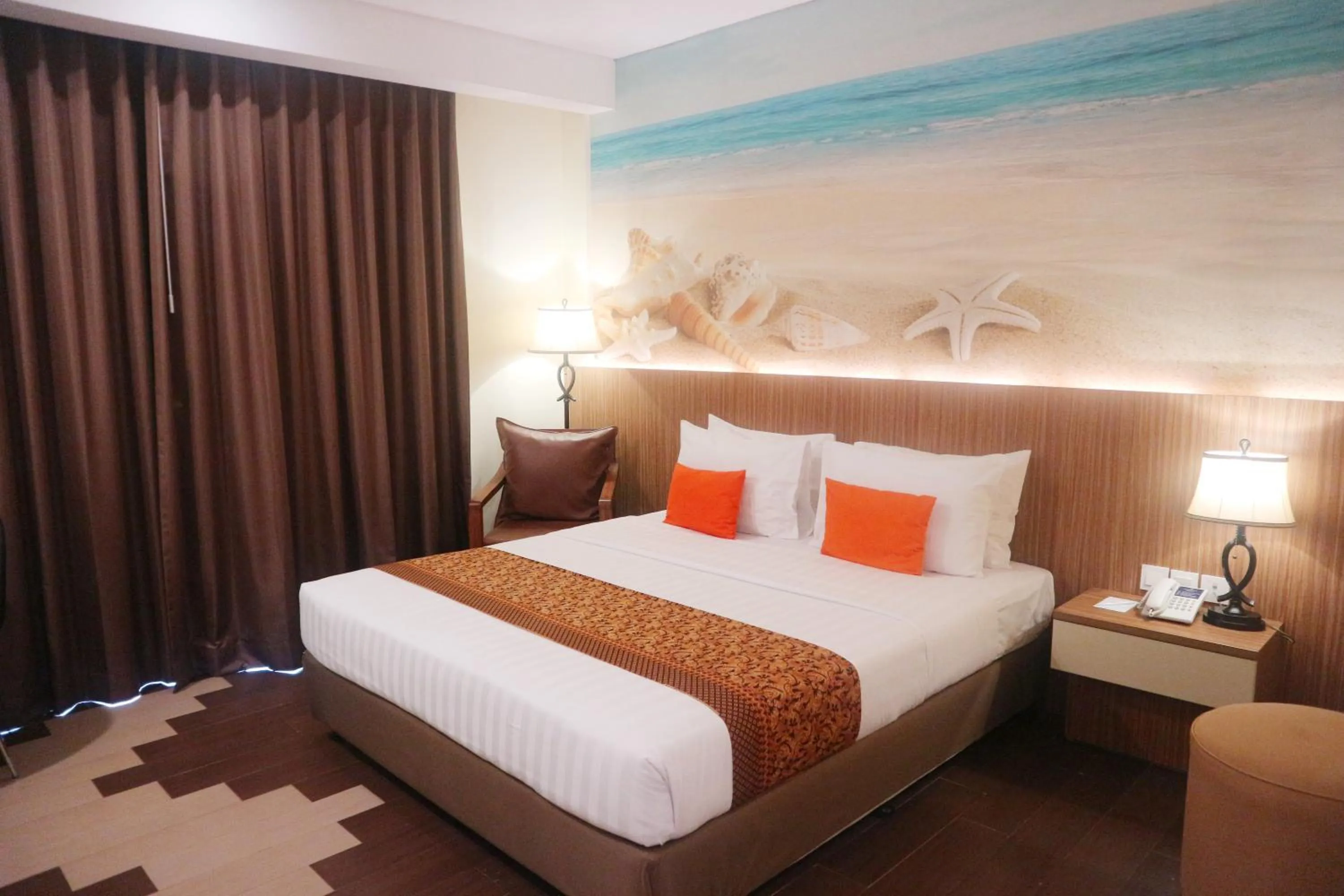 Bed in Golden Tulip Essential Belitung