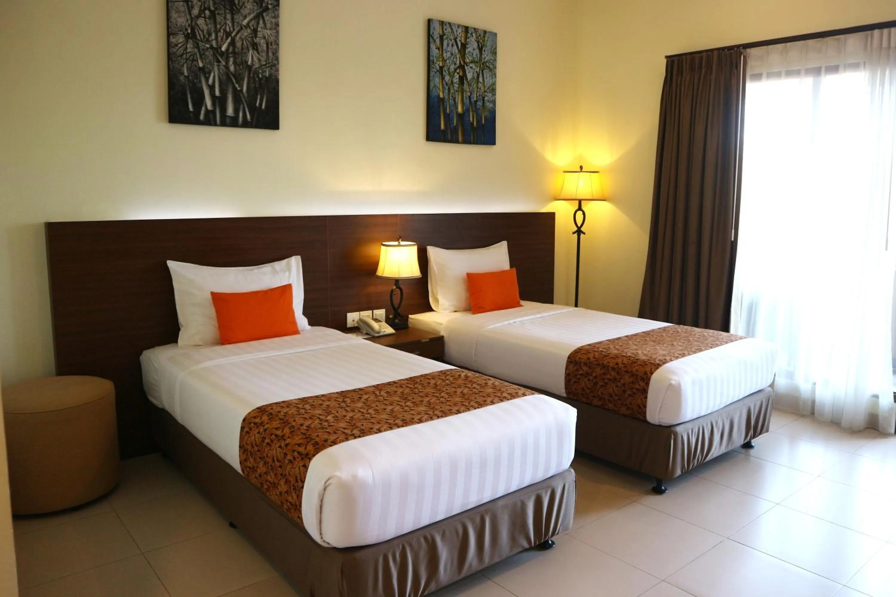 Bed in Golden Tulip Essential Belitung