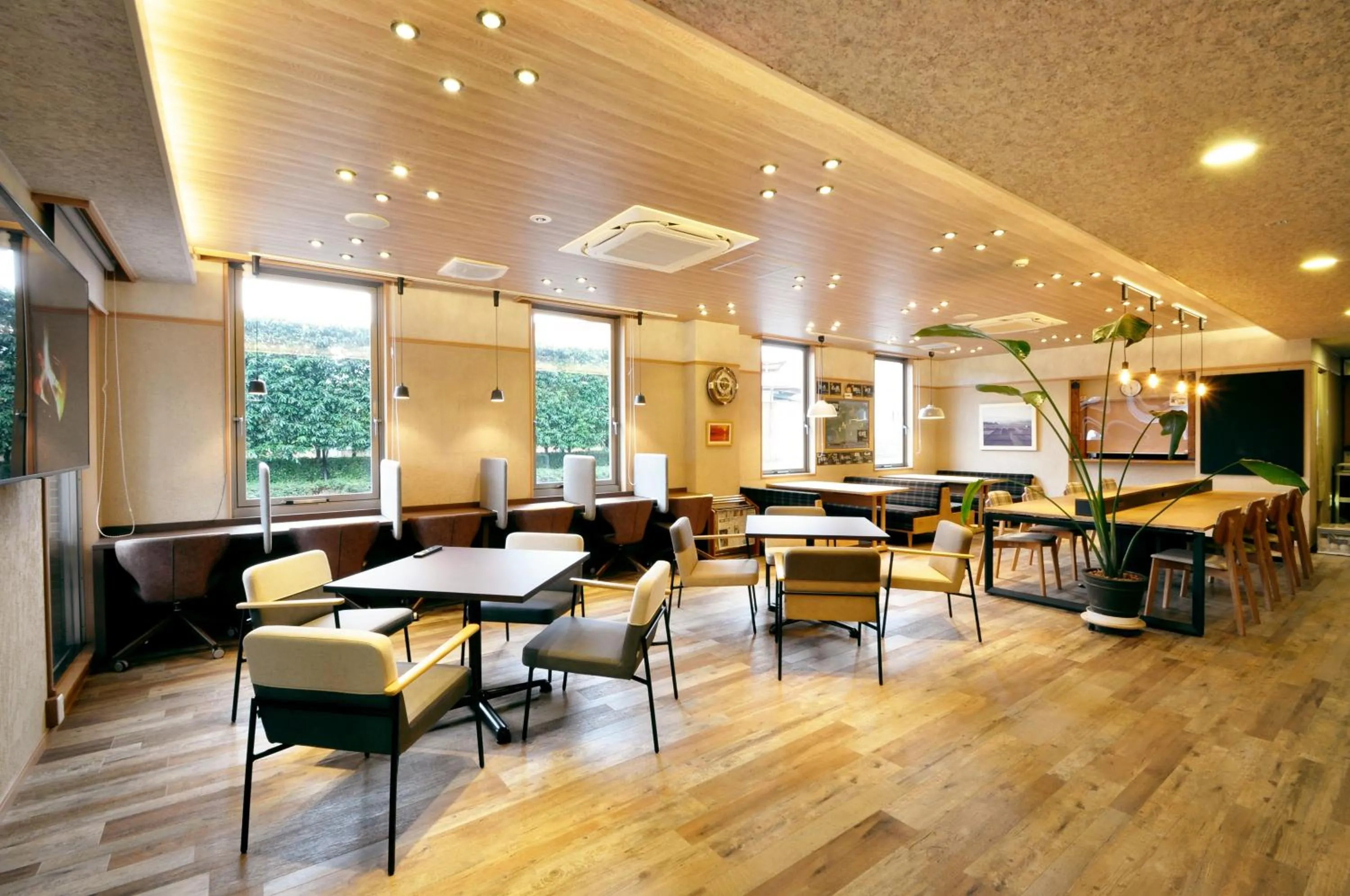 locker in Annex Hotel Abe