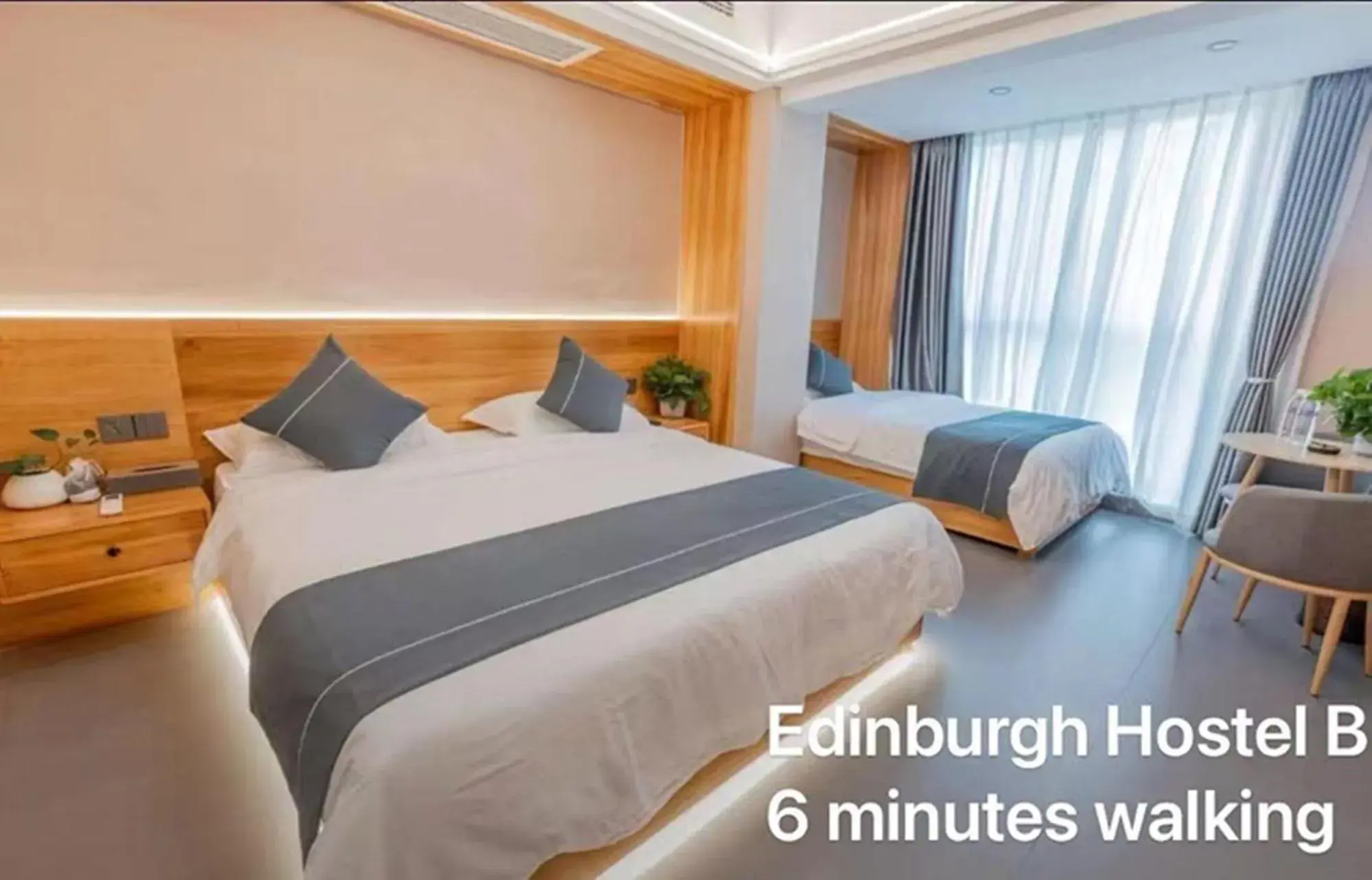 Superior Twin Room -B Building in Edinburgh Hostel Superior Twin Room -B Building in Edinburgh Hostel