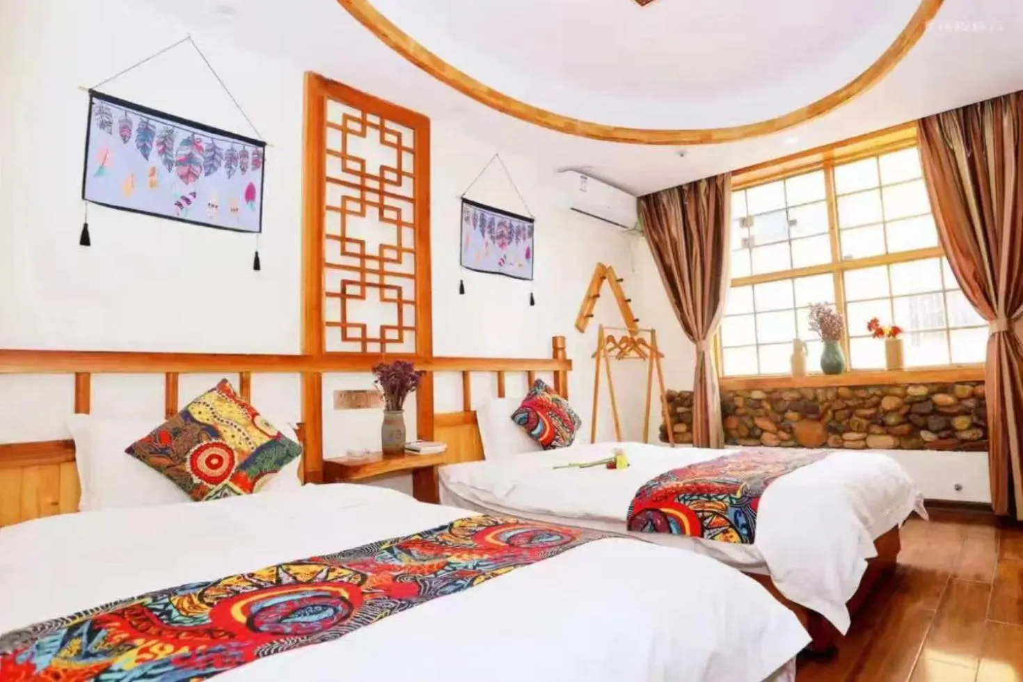 Superior Twin Room -B Building  in Edinburgh Hostel