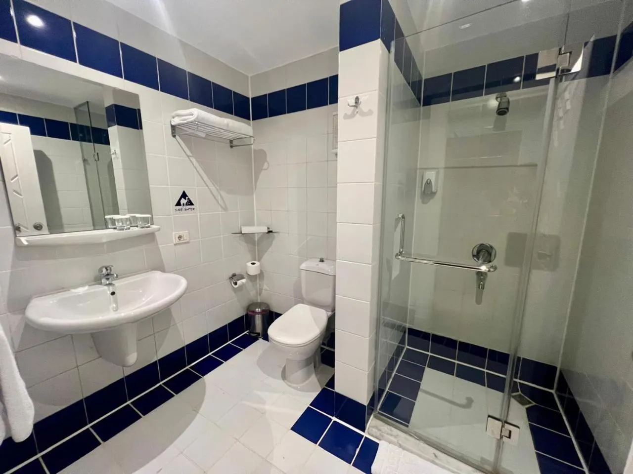 Shower in Camel Dive Club & Hotel - Boutique Hotel