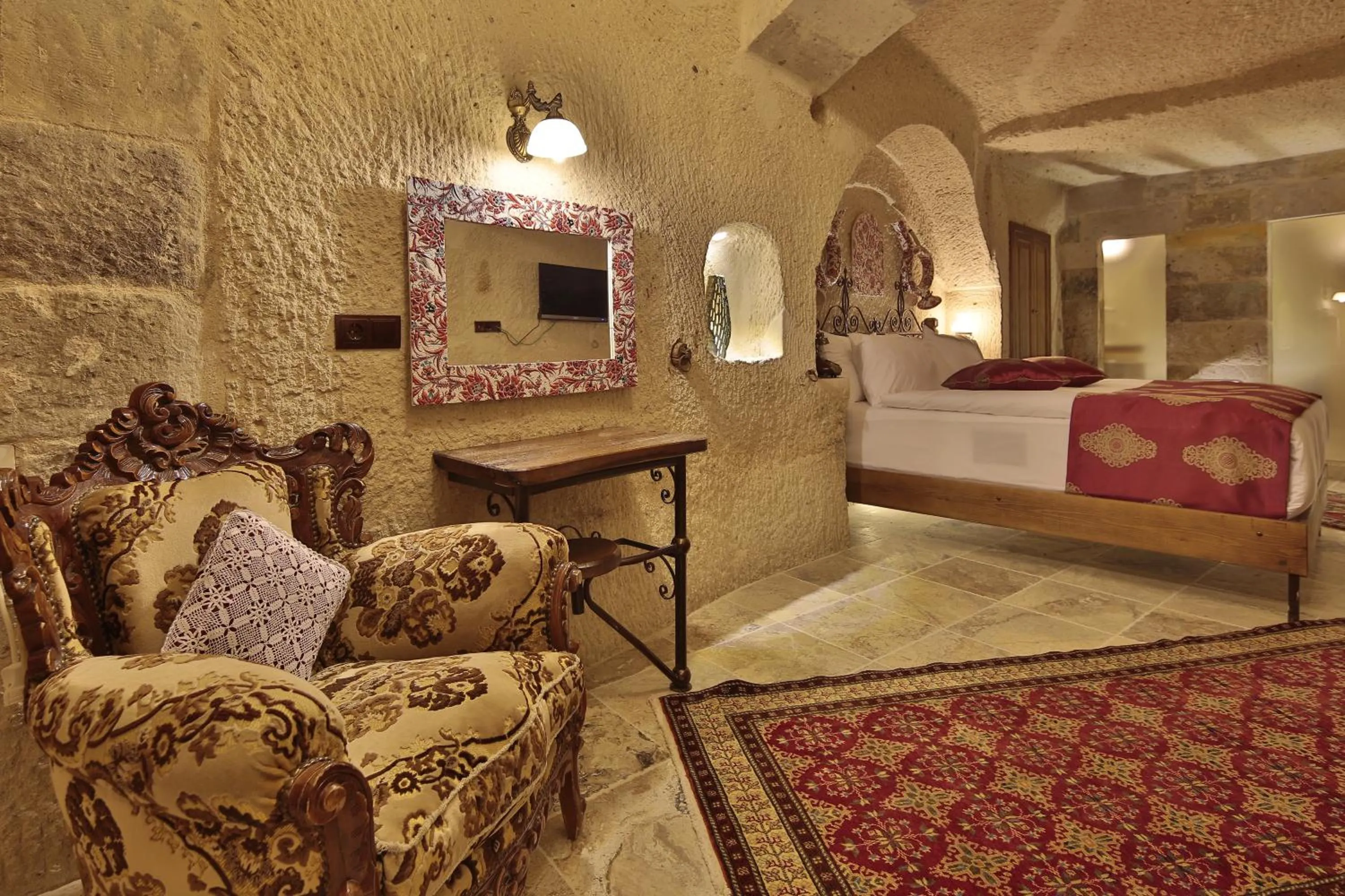 Photo of the whole room, Bed in Aren Cave Hotel And Art Gallery