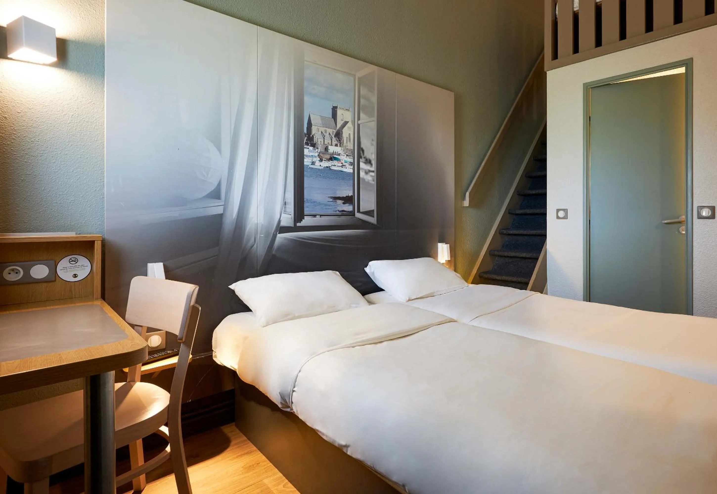 Bedroom, Bed in B&B HOTEL Cherbourg