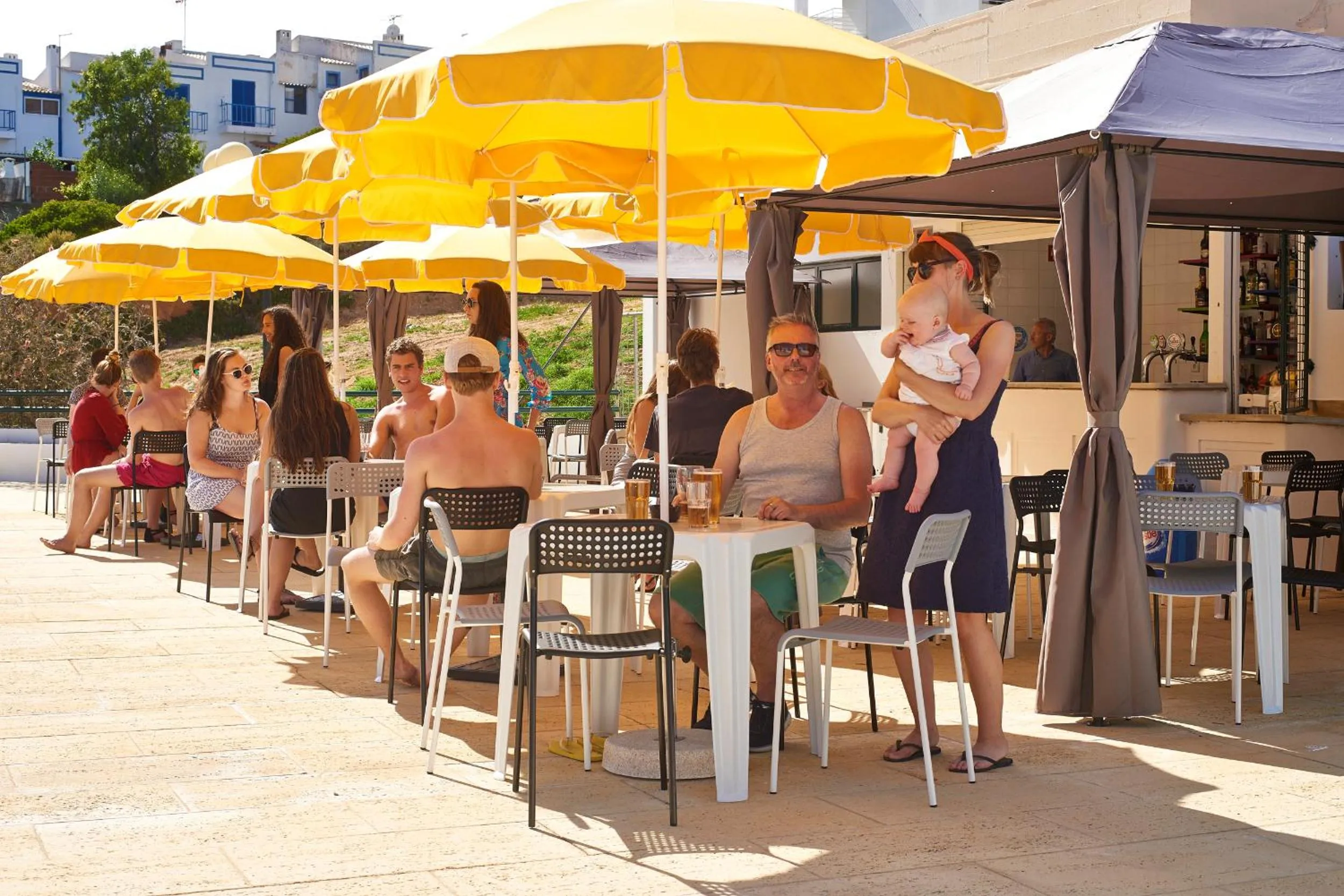 Food and drinks in Cheerfulway Minichoro Apartamentos